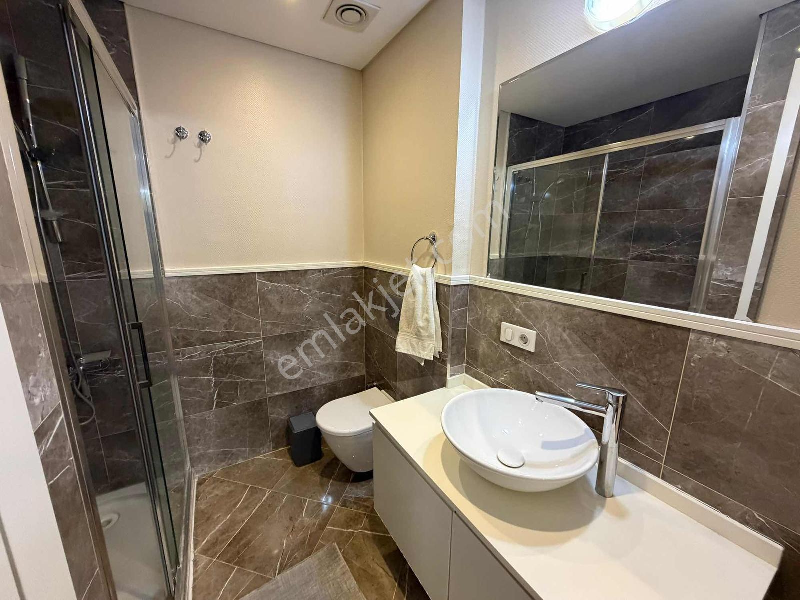 Kartal Çukurova Tower En Büyük M2 Deniz Manzaralı 1+1 Satılık - Görsel 12
