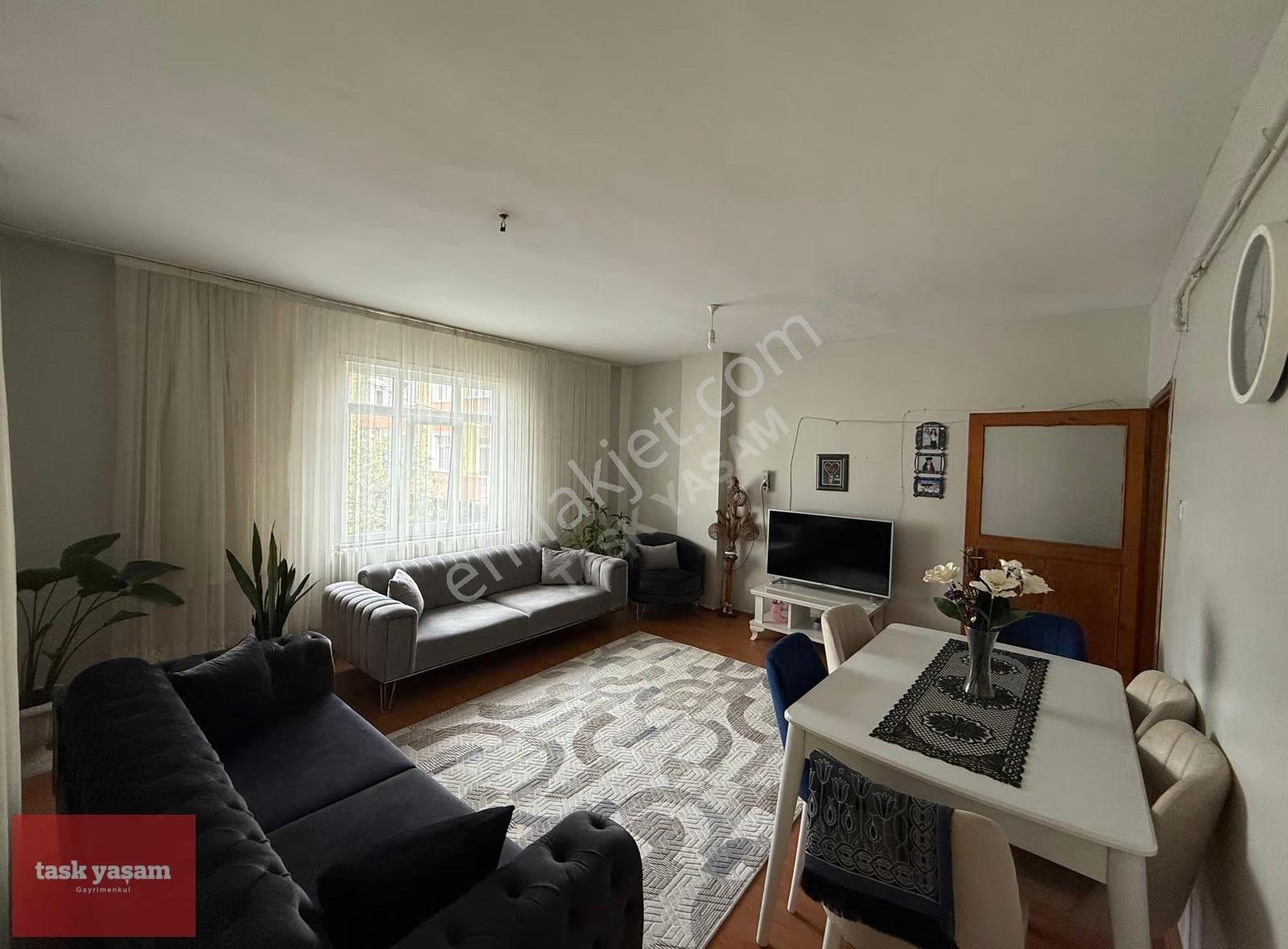 Tuzla Şifa Mah'de Merkezde Geniş 2+1 Satılık Daire 55m2 Arsa Pay - Görsel 9