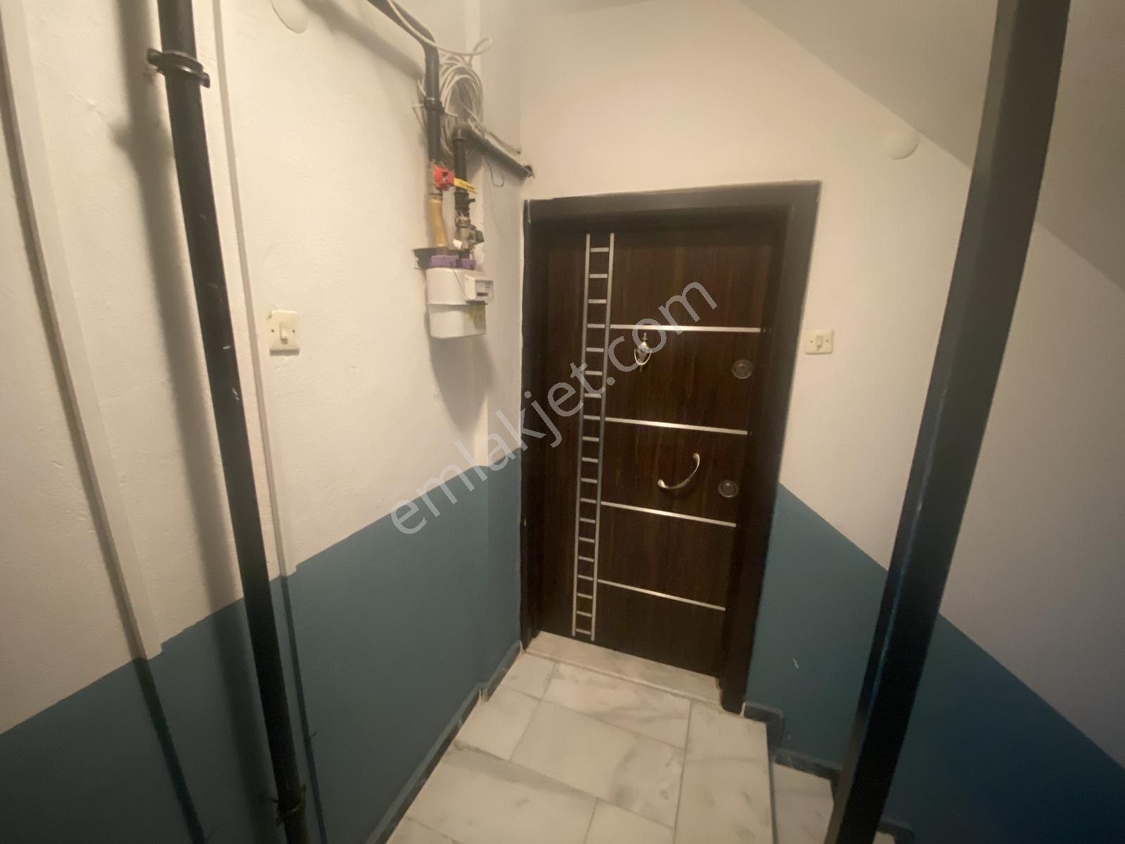 Nazilli Perşembe Pazarı İçinde Kiralık 3+1 Doğalgazlı Daire - Görsel 19