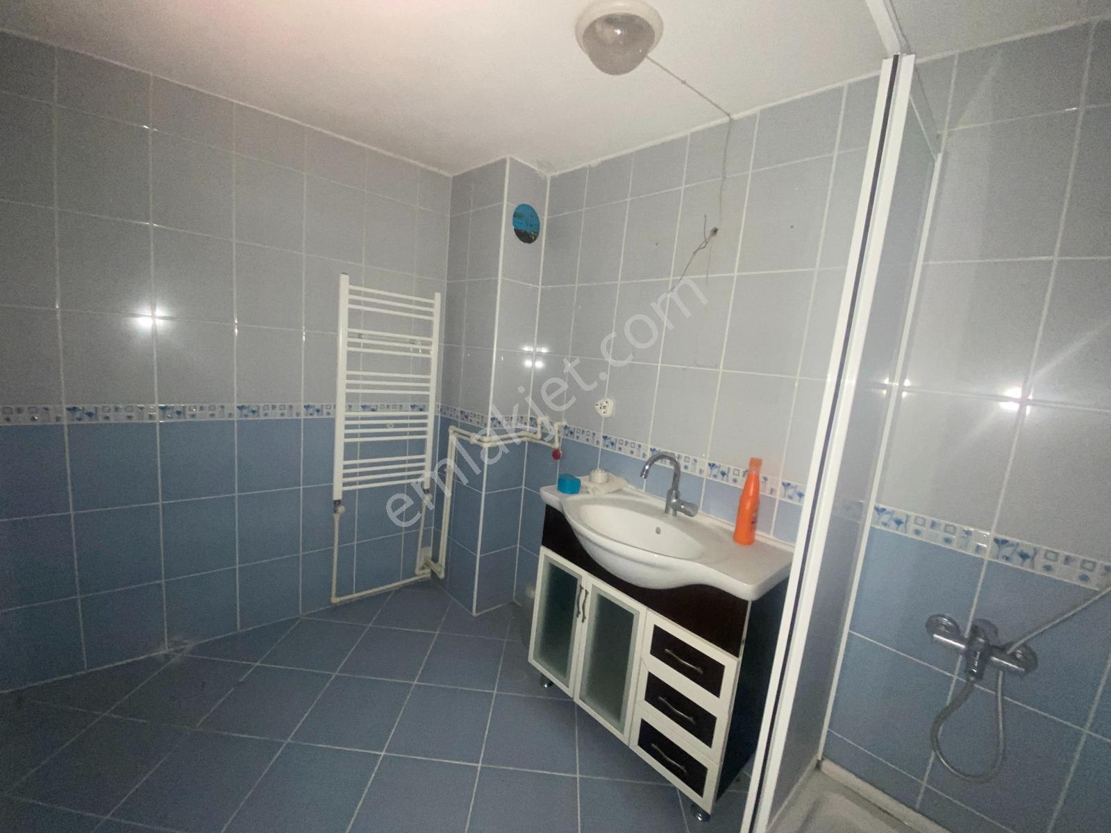 Nazilli Perşembe Pazarı İçinde Kiralık 3+1 Doğalgazlı Daire - Görsel 15