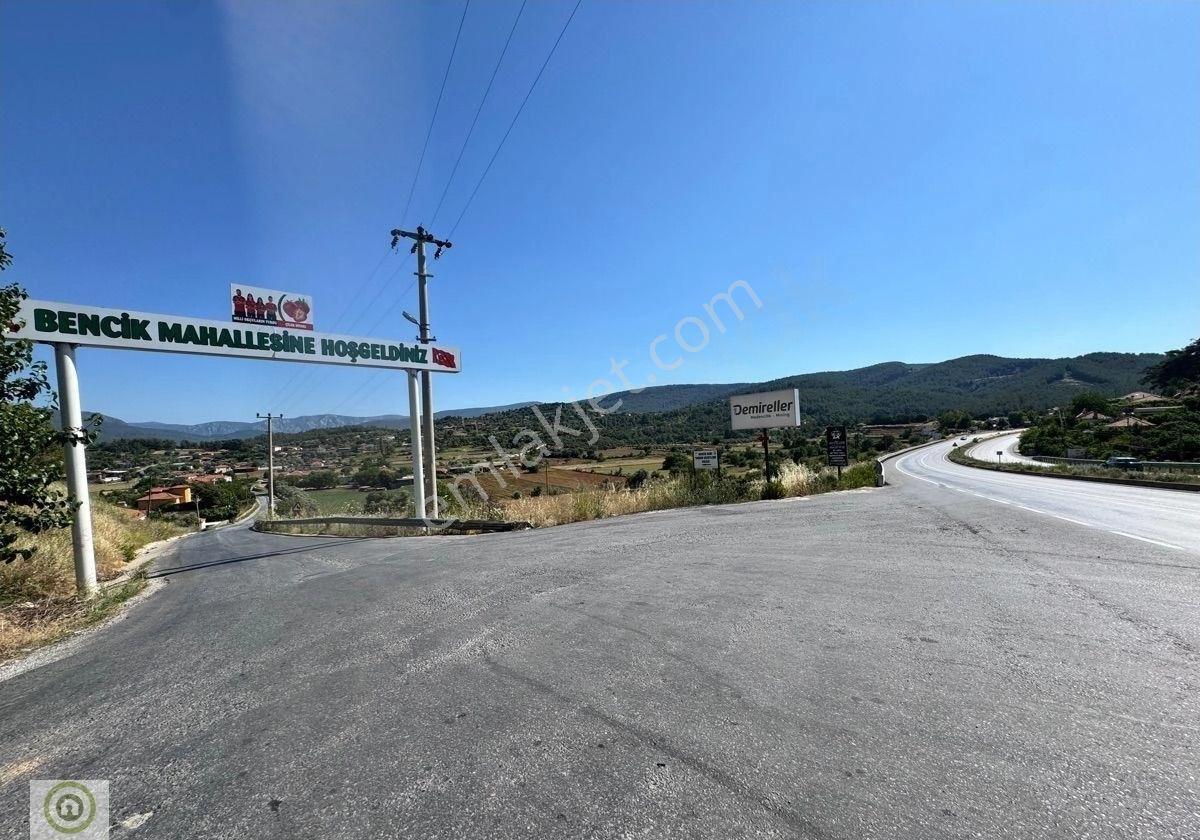 Muğla / Milas / Yatağan Kozağaç’ta Kadastro Yola Cepheli 5,161 M² Yatırımlık Satılık Tarla