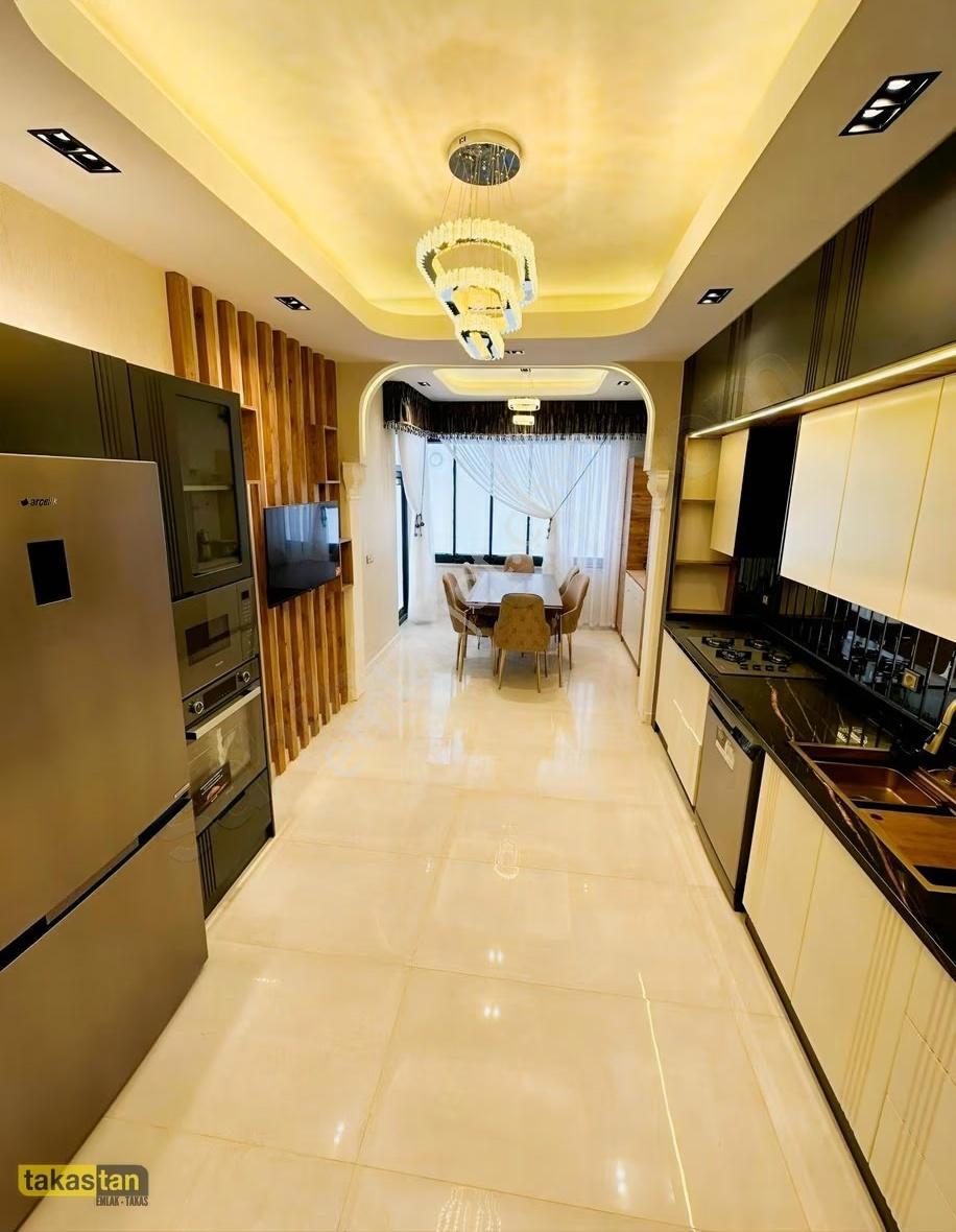 Gaziantep Fıstıklık'ta Ultra Lüks 3.5+1 Daire