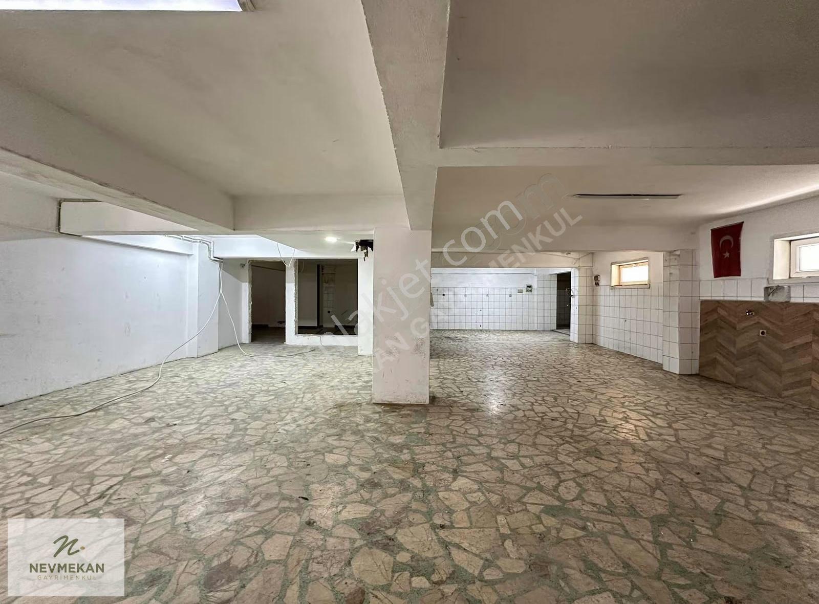 Nevmekan'dan Ana Cadde Üstü 600m2 Kiralık Depolu Dükkan - Görsel 3