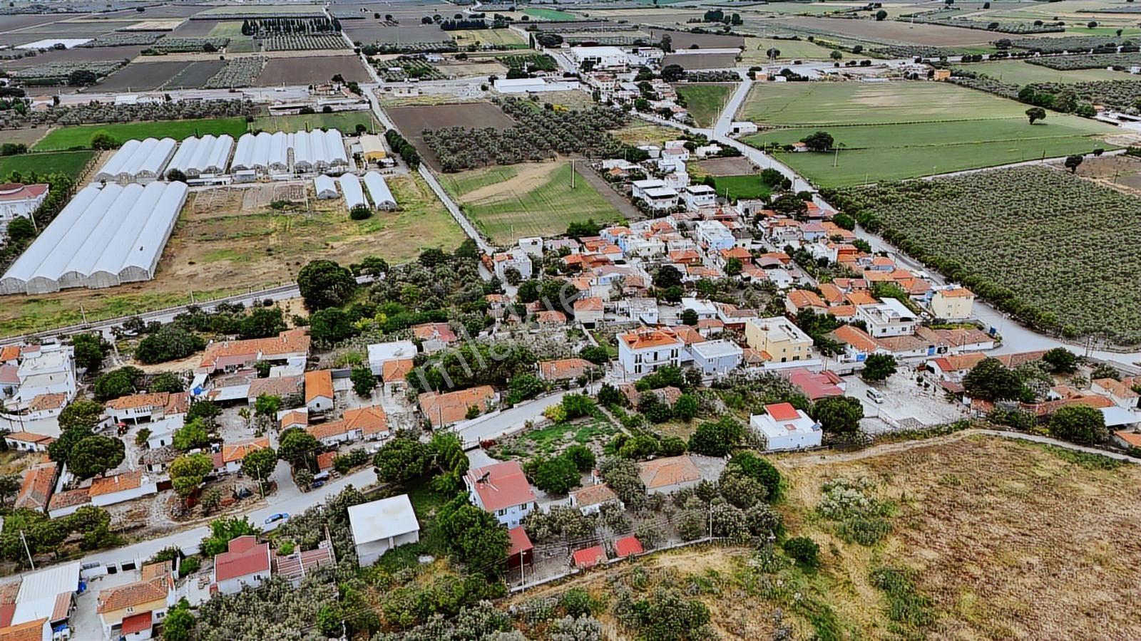 İzmir'in Muhteşem Sahil İlçesinde Deniz Manzaralı İmarlı Arsa - Görsel 22