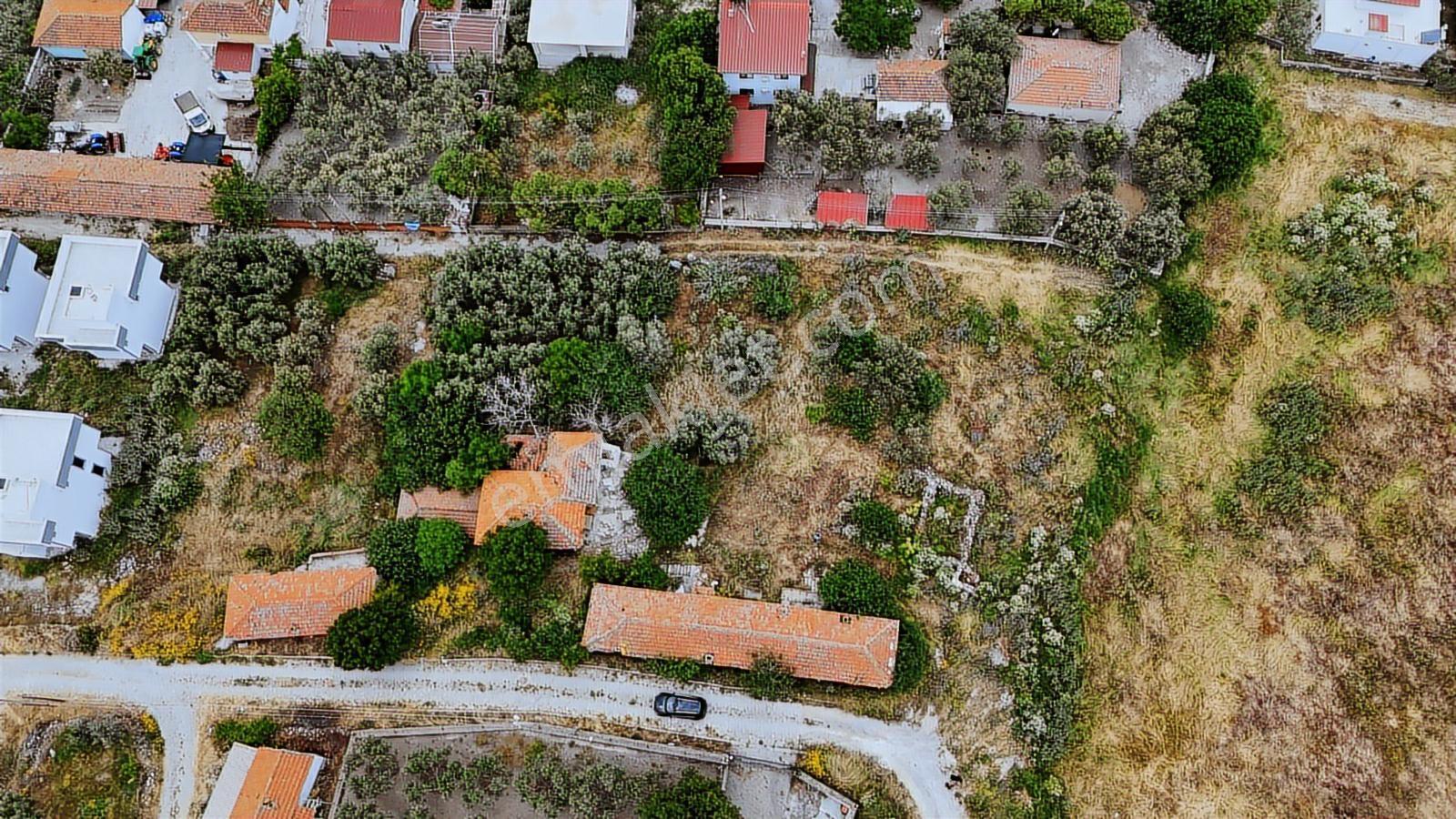 İzmir'in Muhteşem Sahil İlçesinde Deniz Manzaralı İmarlı Arsa - Görsel 12