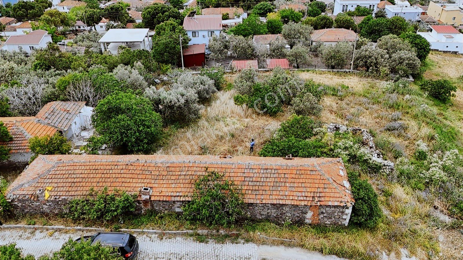 İzmir'in Muhteşem Sahil İlçesinde Deniz Manzaralı İmarlı Arsa - Görsel 31
