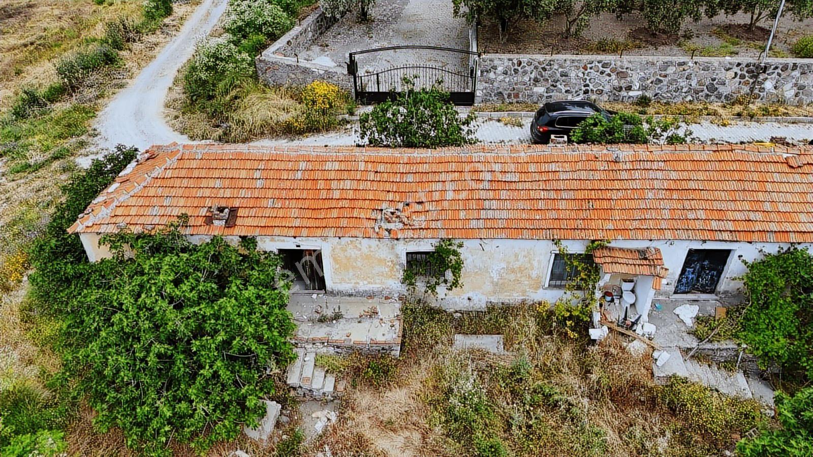 İzmir'in Muhteşem Sahil İlçesinde Deniz Manzaralı İmarlı Arsa - Görsel 27