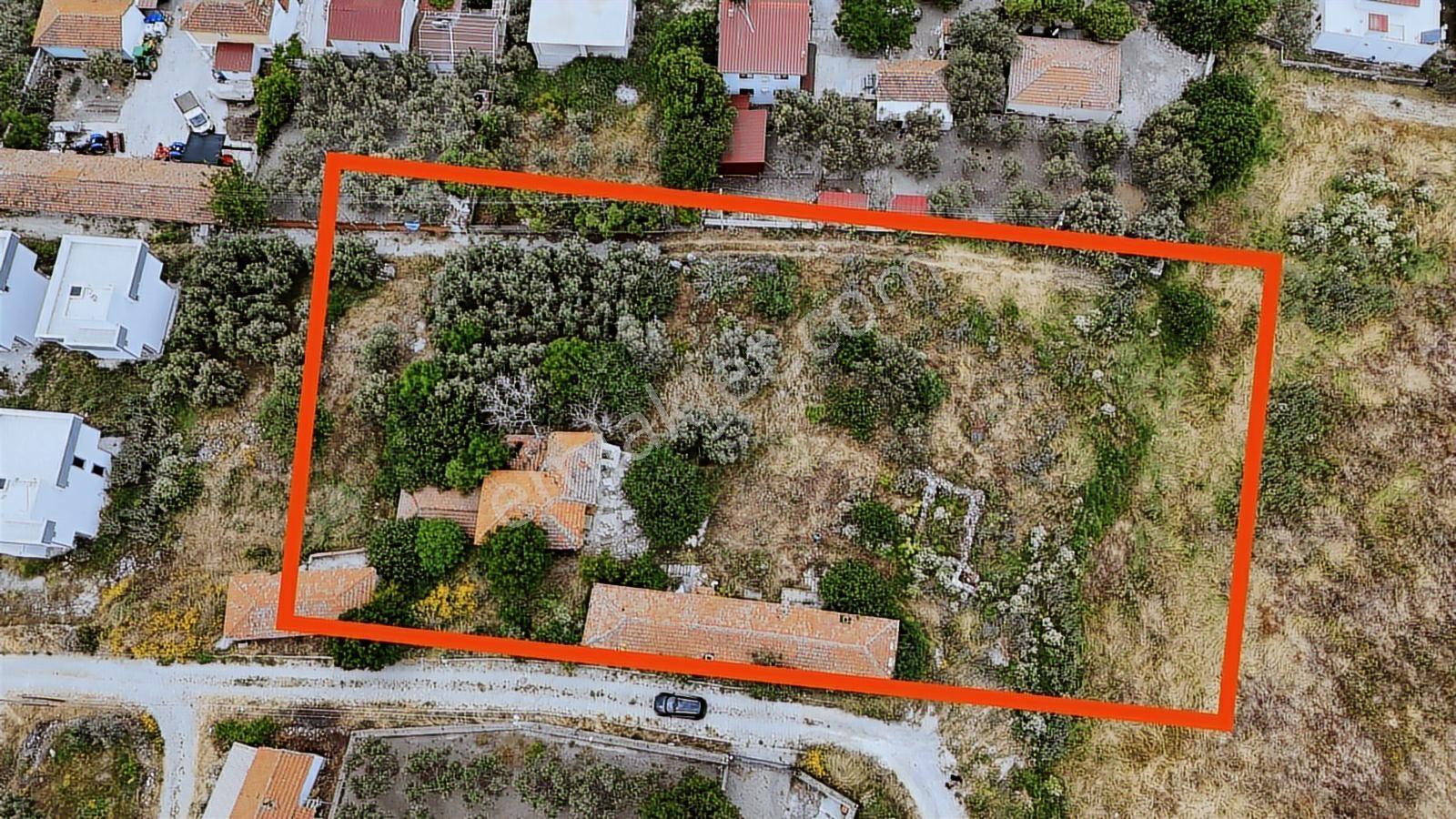 İzmir'in Muhteşem Sahil İlçesinde Deniz Manzaralı İmarlı Arsa - Görsel 6