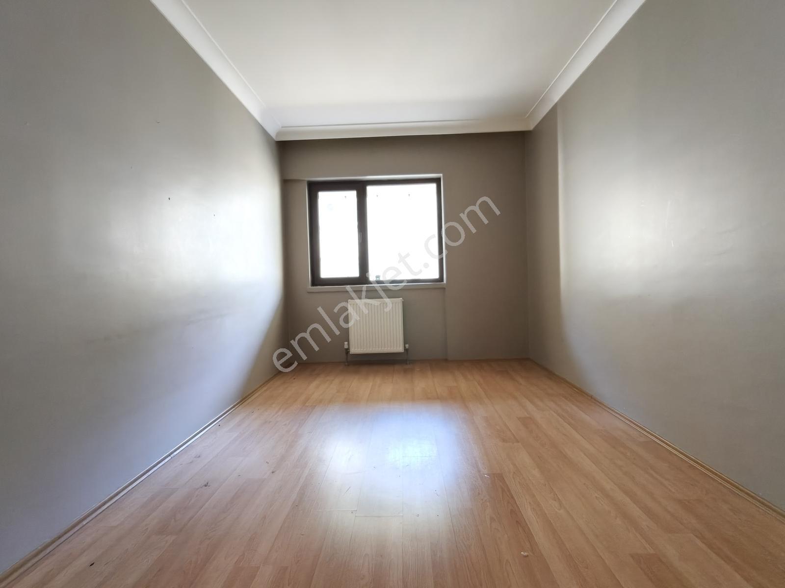 Emaks'tan/nezih Ve Bakımlı Binada/güney-doğu Cephe/geniş/4+1 - Görsel 15