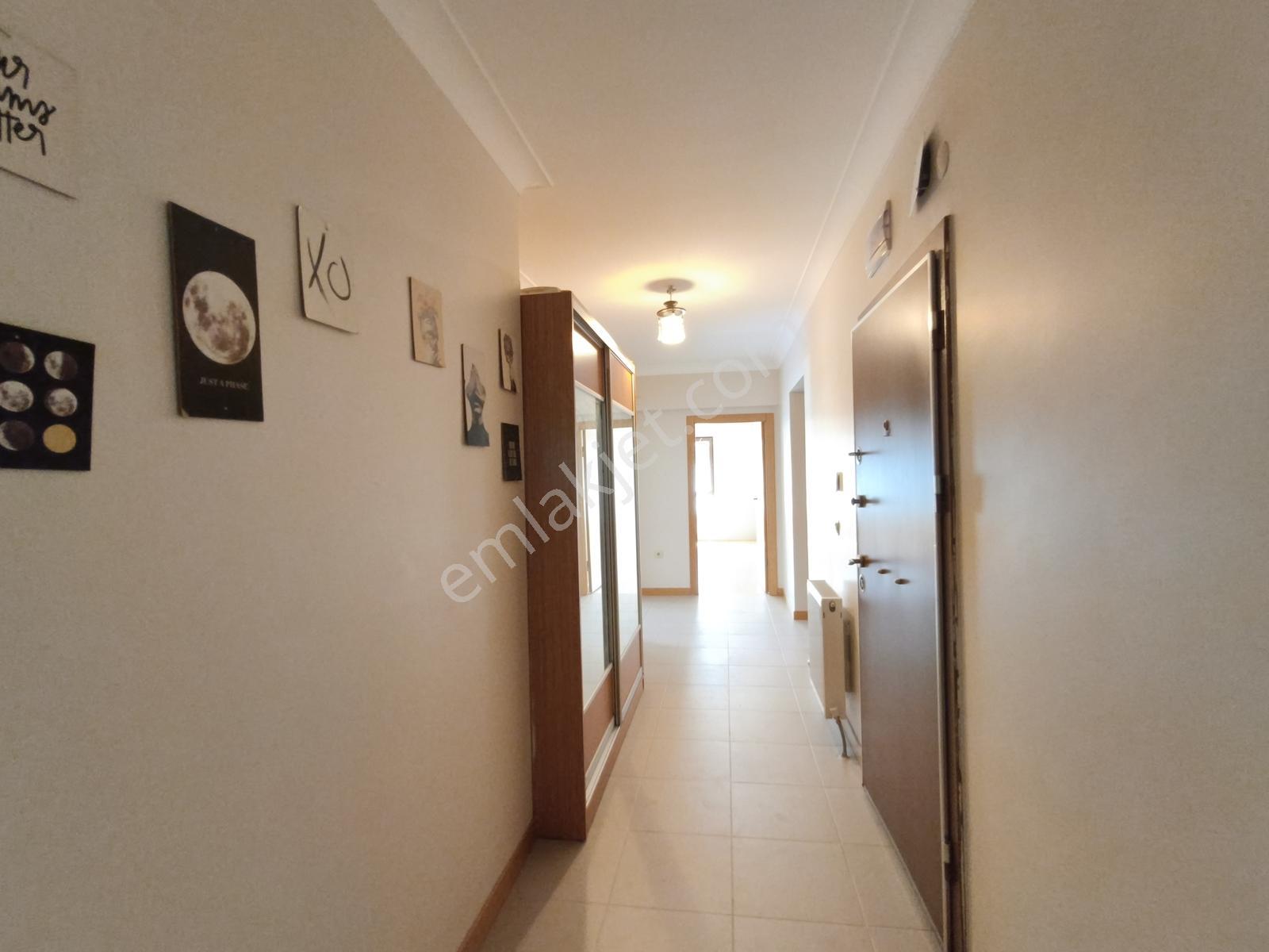 Emaks'tan/nezih Ve Bakımlı Binada/güney-doğu Cephe/geniş/4+1 - Görsel 10