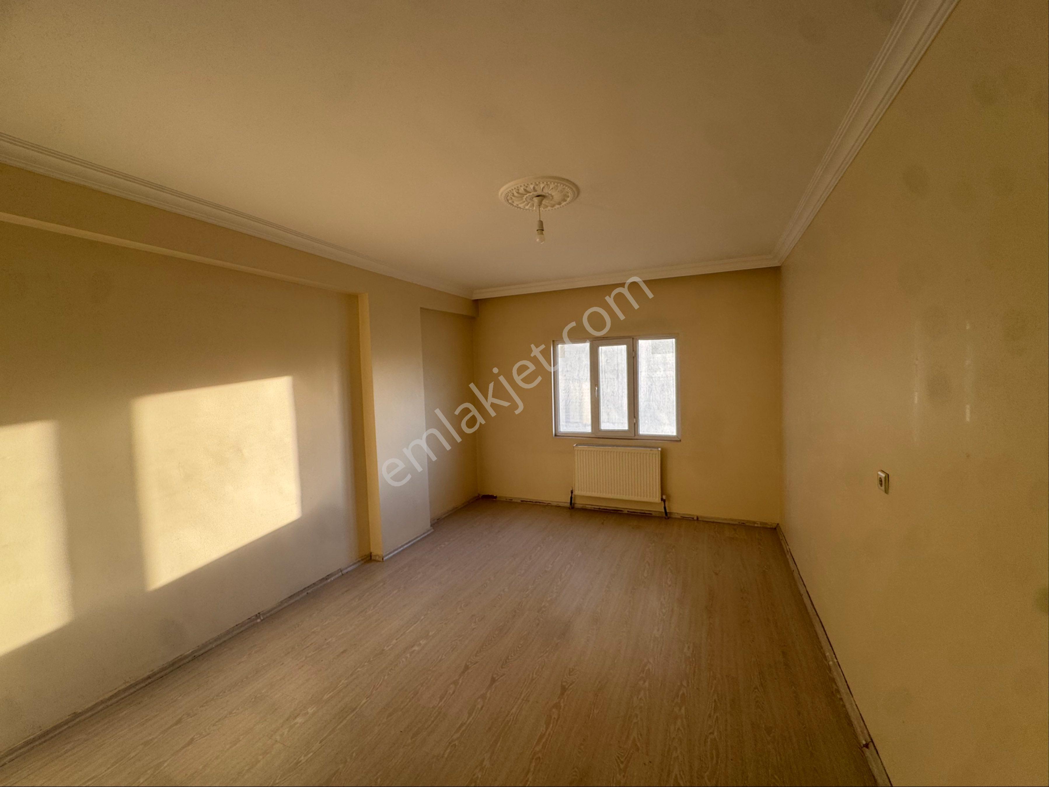Kiralık 3+1 Daire – Merkezi Konumda Yaşam Fırsatı Ada Emlak'tan - Görsel 10