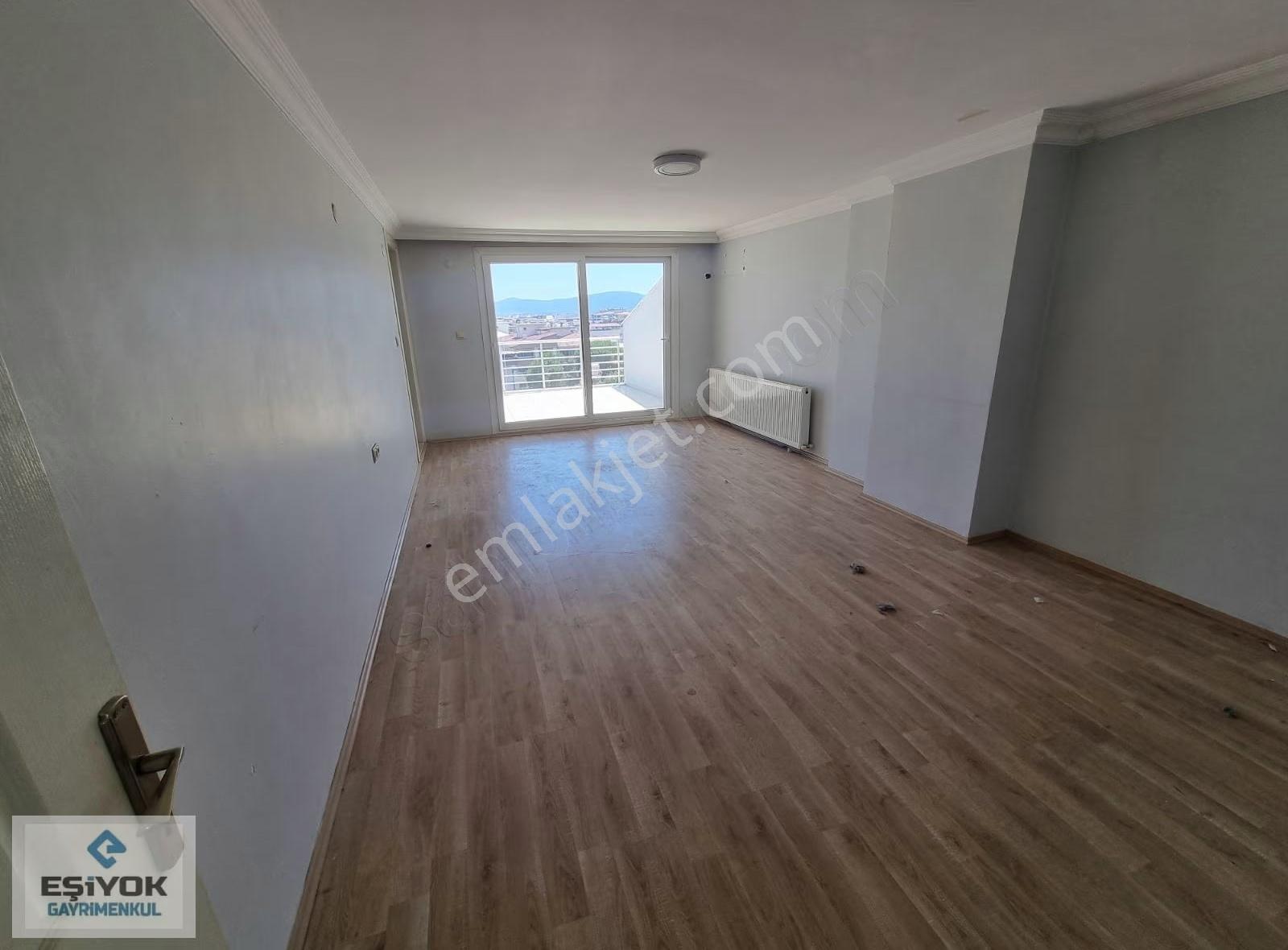 Murat Bey Mah. Merkezde, İzban Ve Eshot'a Yakın, 200 M² 4+1daire - Görsel 19