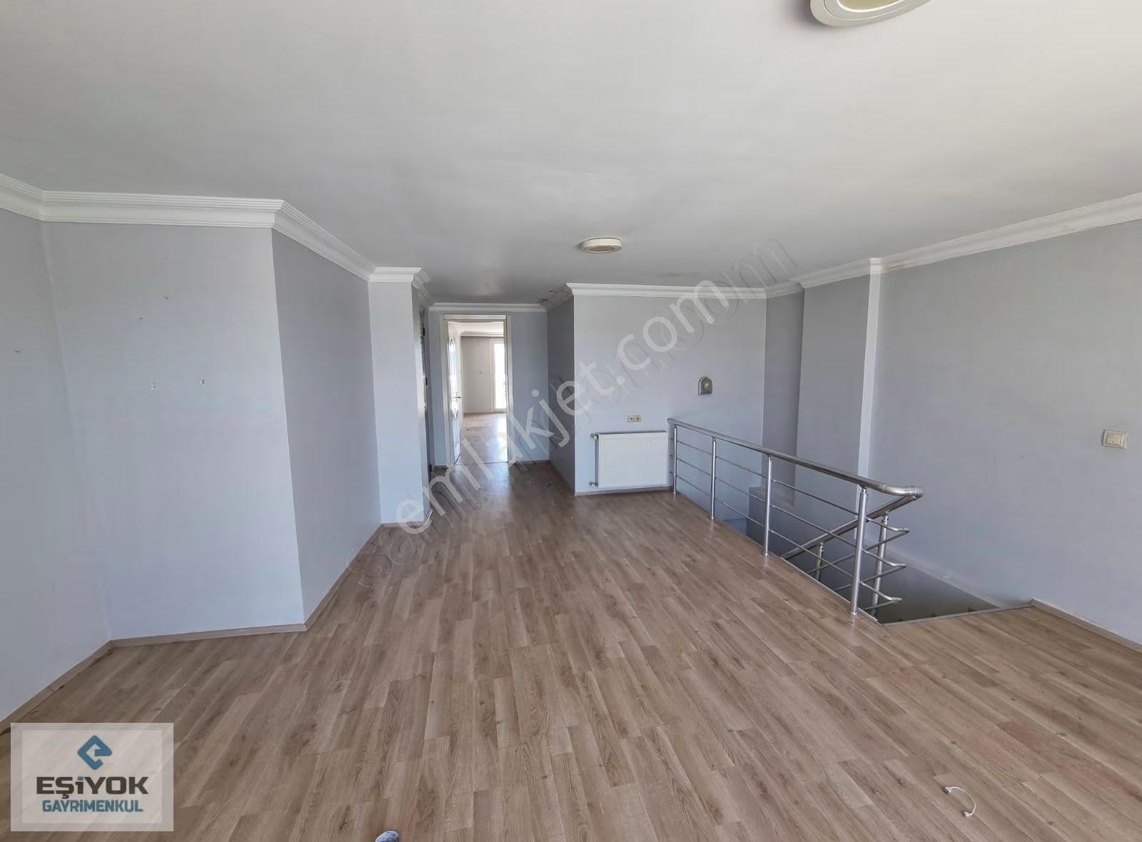 Murat Bey Mah. Merkezde, İzban Ve Eshot'a Yakın, 200 M² 4+1daire - Görsel 4