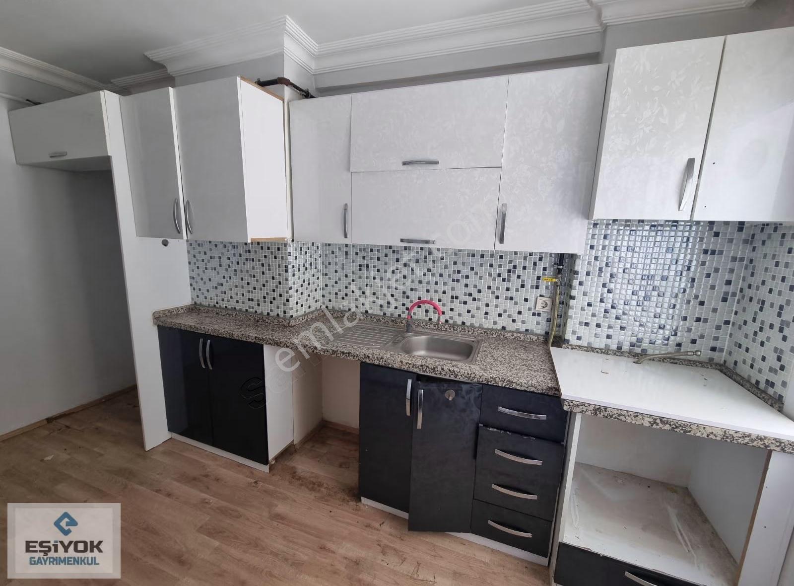 Murat Bey Mah. Merkezde, İzban Ve Eshot'a Yakın, 200 M² 4+1daire - Görsel 6