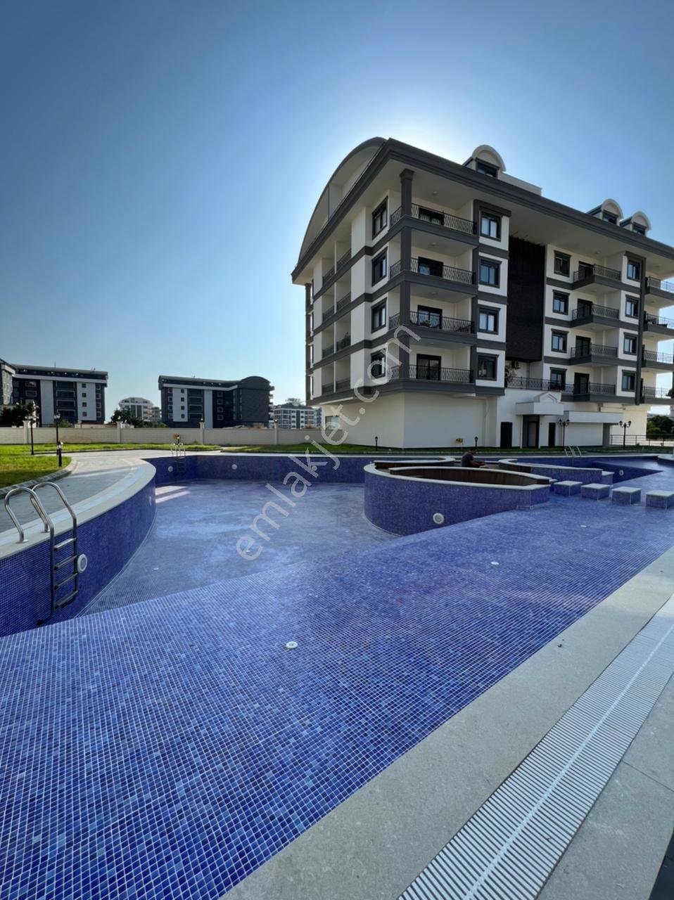 Alanya / Kargıcak Lords Palace Satılık 2+1 Eşyalı Daire - Görsel 2