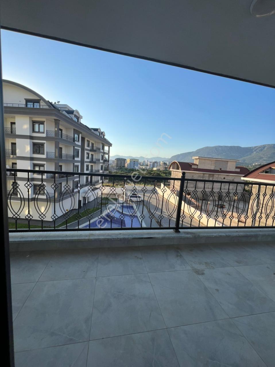 Alanya / Kargıcak Lords Palace Satılık 2+1 Eşyalı Daire - Görsel 8