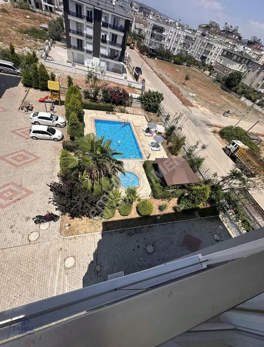Şelale Mahallesi Havuzlu Site İçerisinde 4 + 1 Satılık Daire - Görsel 4