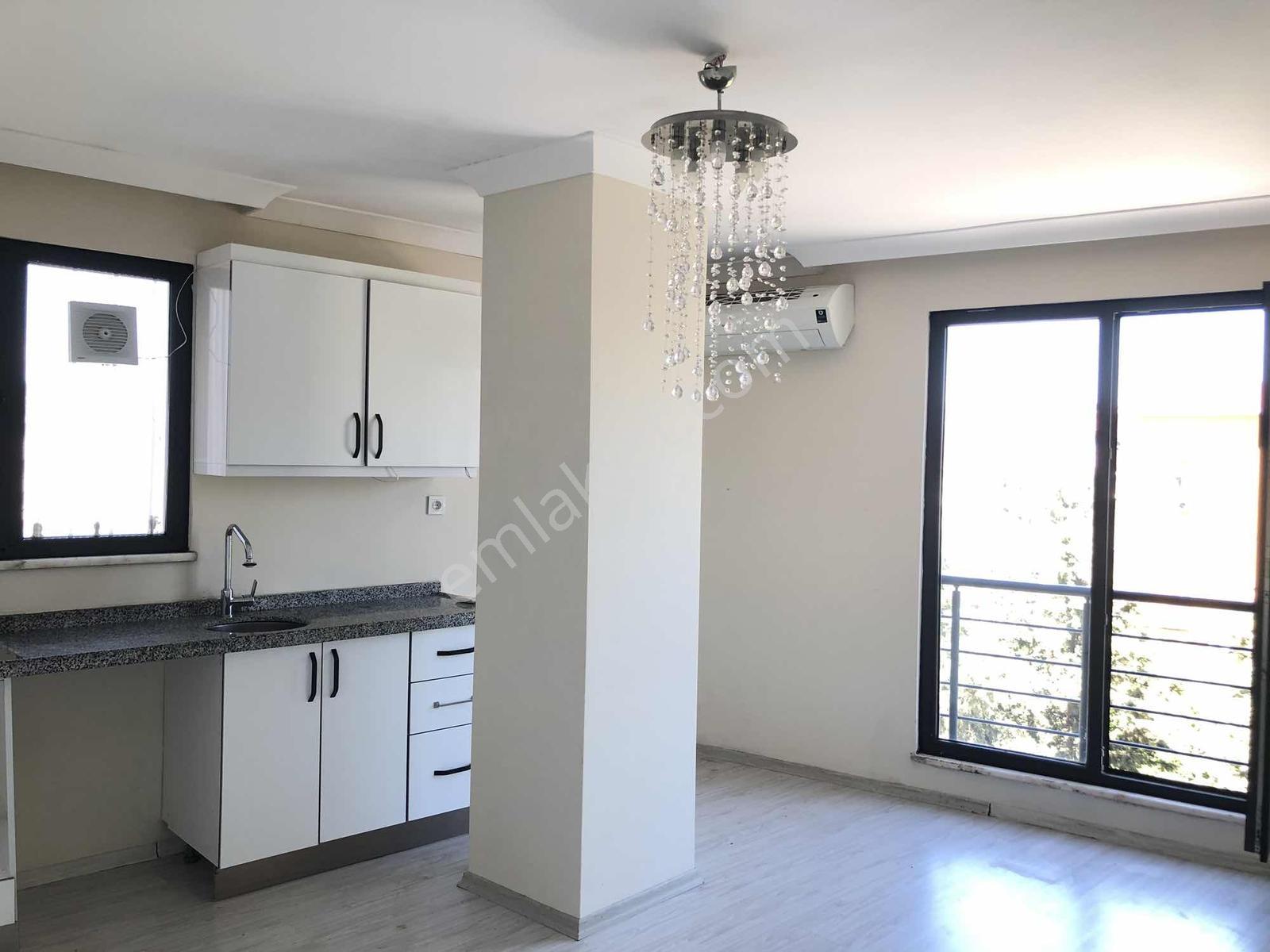 Yamanevler De 1+1 Ara Kat Genç Bina Kiralık Daire - Görsel 8