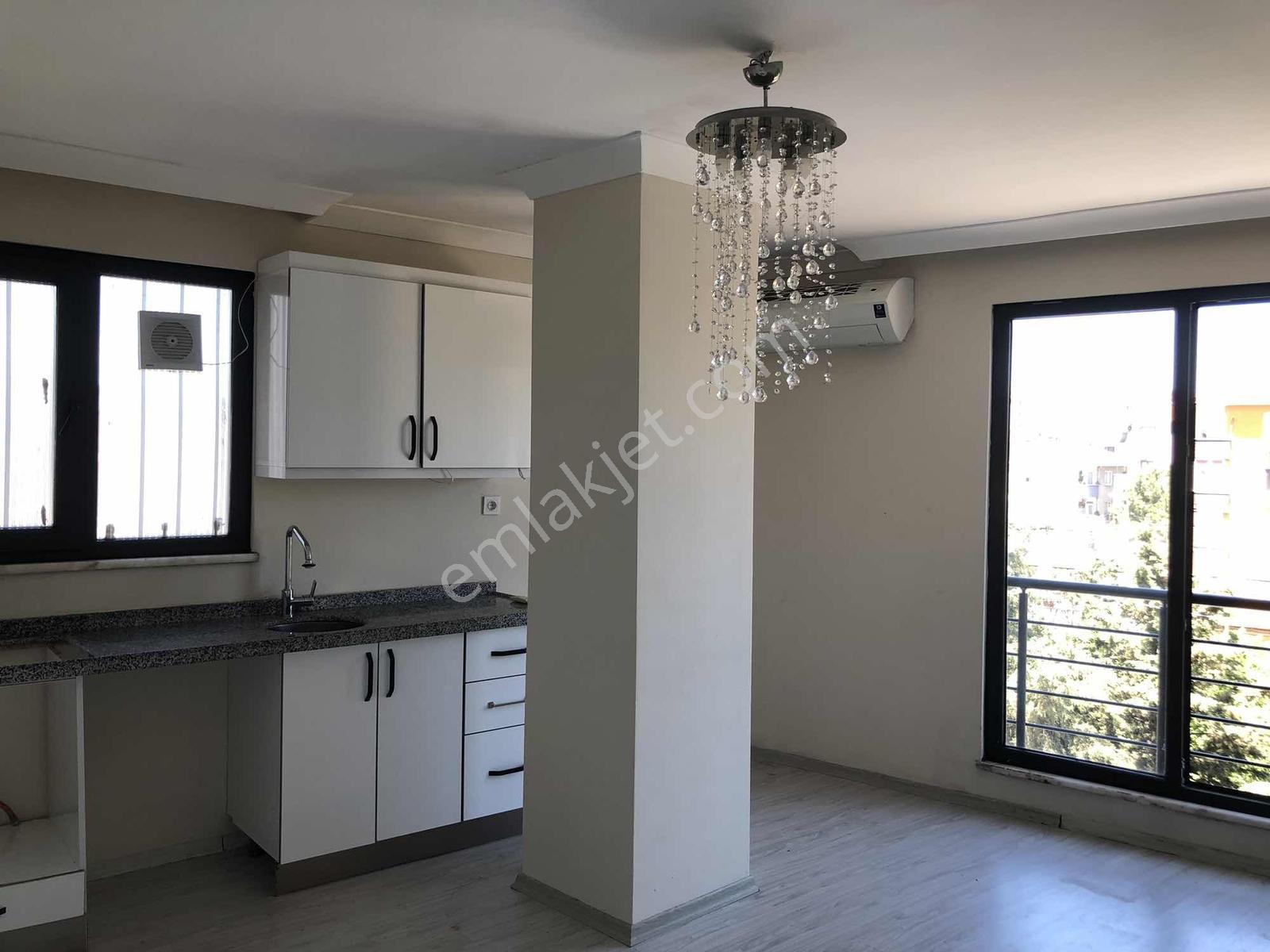 Yamanevler De 1+1 Ara Kat Genç Bina Kiralık Daire - Görsel 21