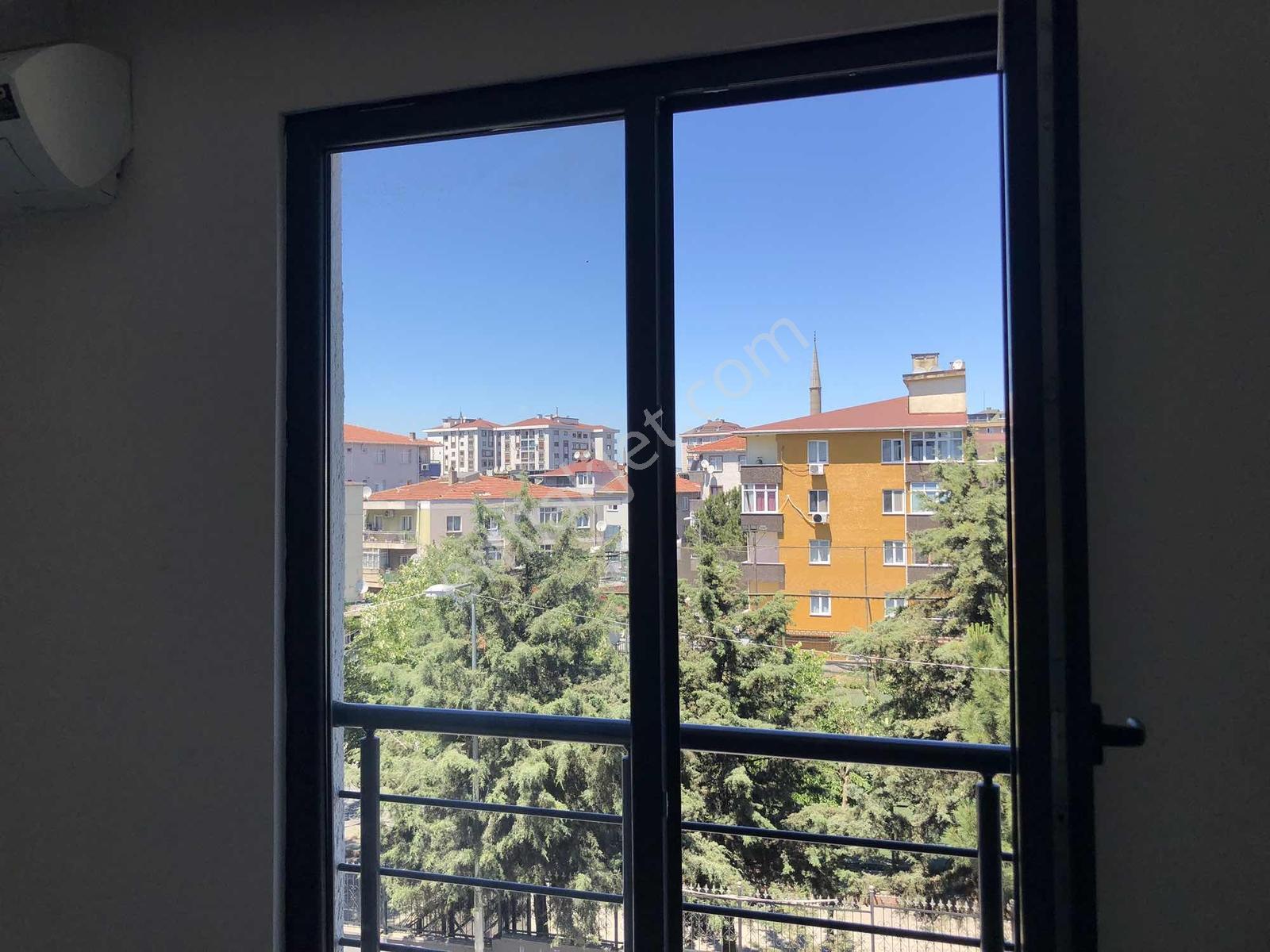 Yamanevler De 1+1 Ara Kat Genç Bina Kiralık Daire - Görsel 6
