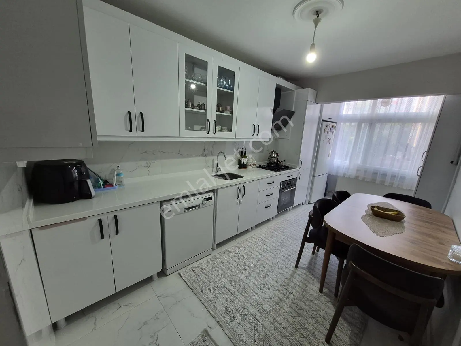 Papatya Emlak,tan M.akif Mah Satılık 115 M2 1.kat Bakımlı Daire - Görsel 3