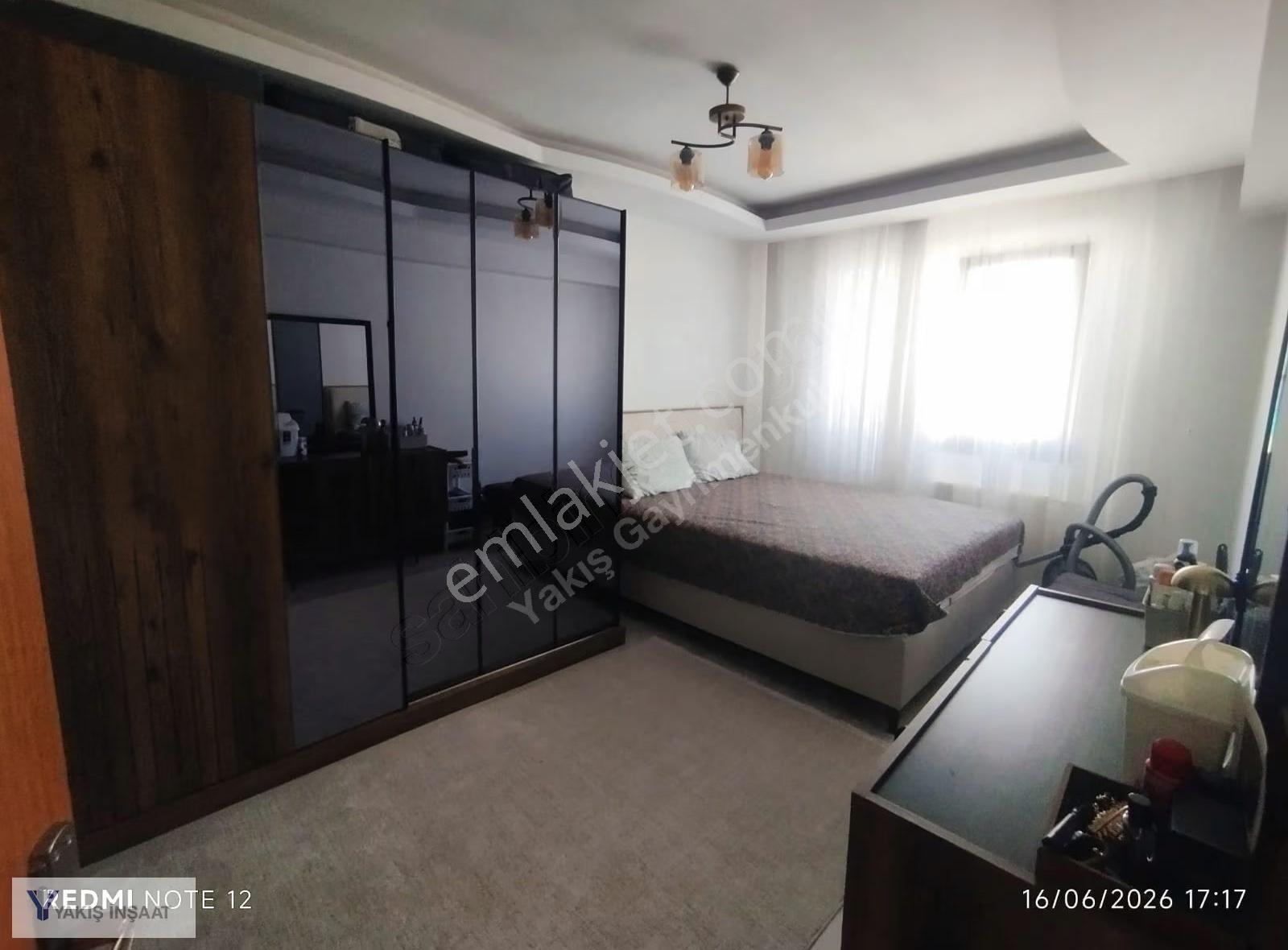 Geniş Balkonlu Bakımlı Daire - Görsel 12