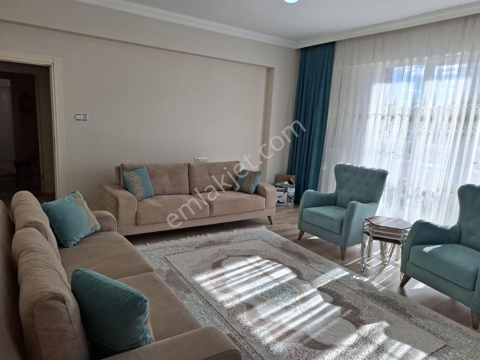 Hakev'den Millet Bahçesi Civarı Satılık 3+1 Ara Kat Daire
