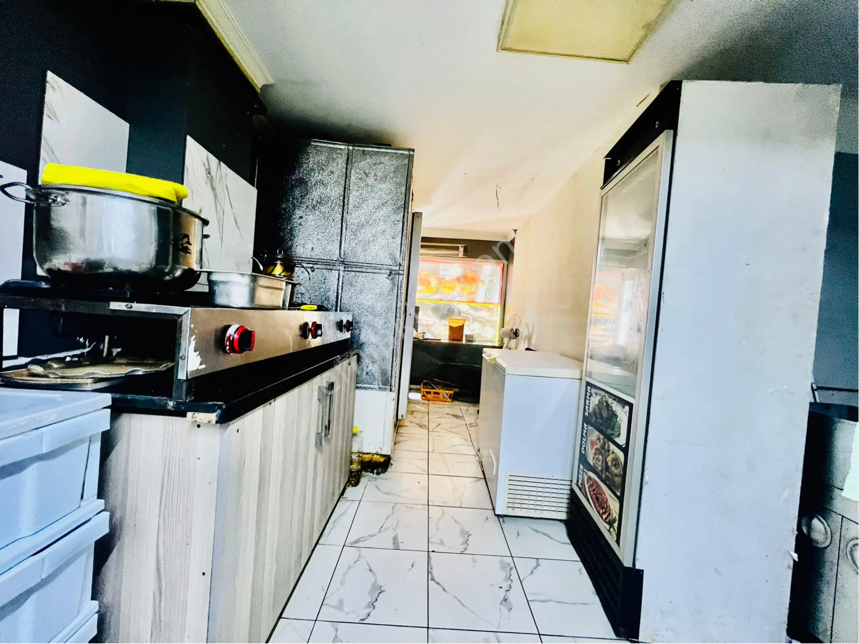 Üsküdar'ın En İşlek Noktalarından Birinde Devren Kiralık İş Yeri! - Görsel 4