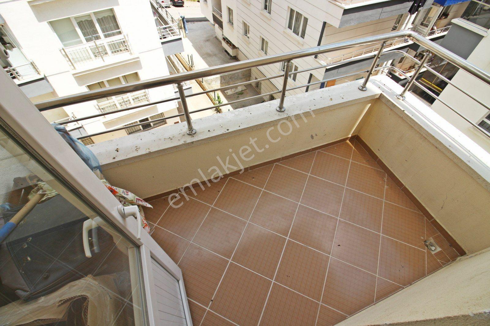Gamze Emlak'tan Alsancak'ta Ara Kat^full Yapılı^135m² Kilerli! - Görsel 17