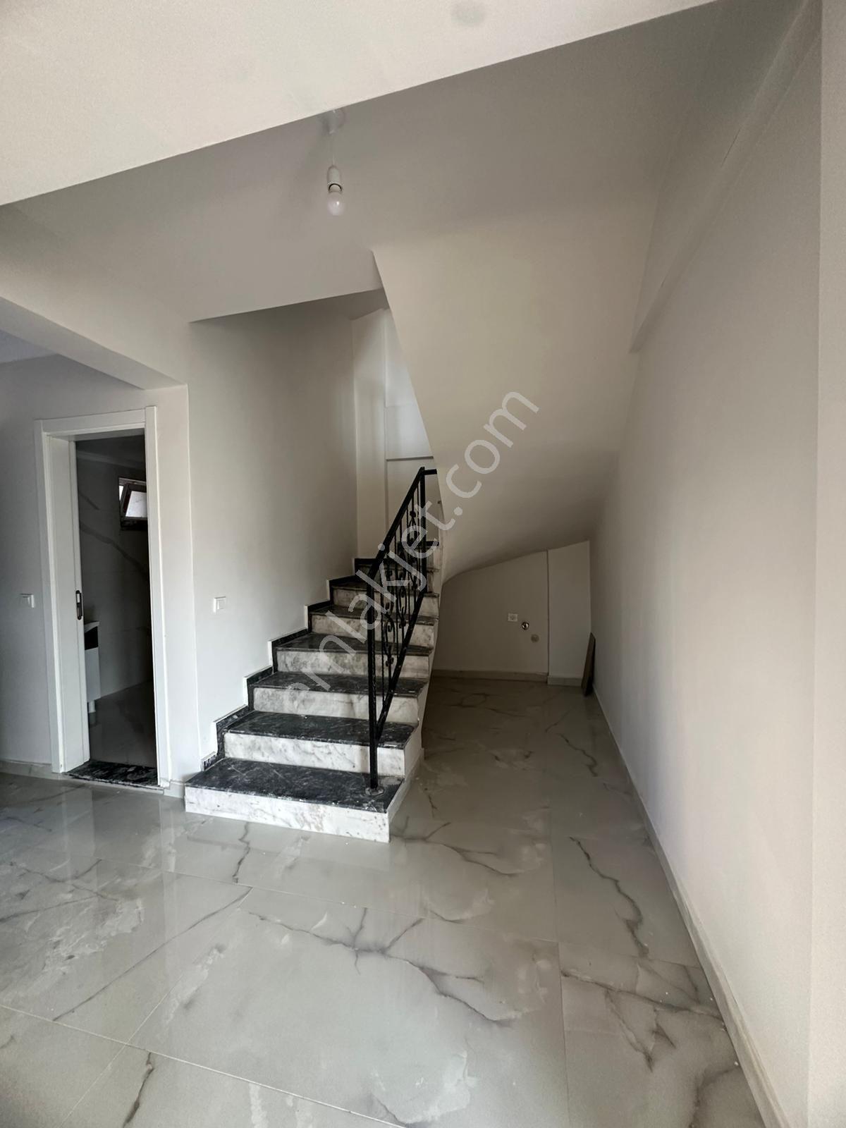 Çaylı Da 3+1 Lüks Villa Yerden Isıtma Altyapılı, Hemen Teslim - Görsel 6