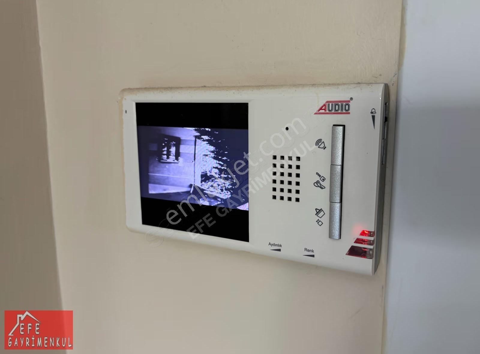 Samandıra Merkeze Yakın 80m2 Kombili İskanlı 2.kat 2+1 Lüksdaire - Görsel 14