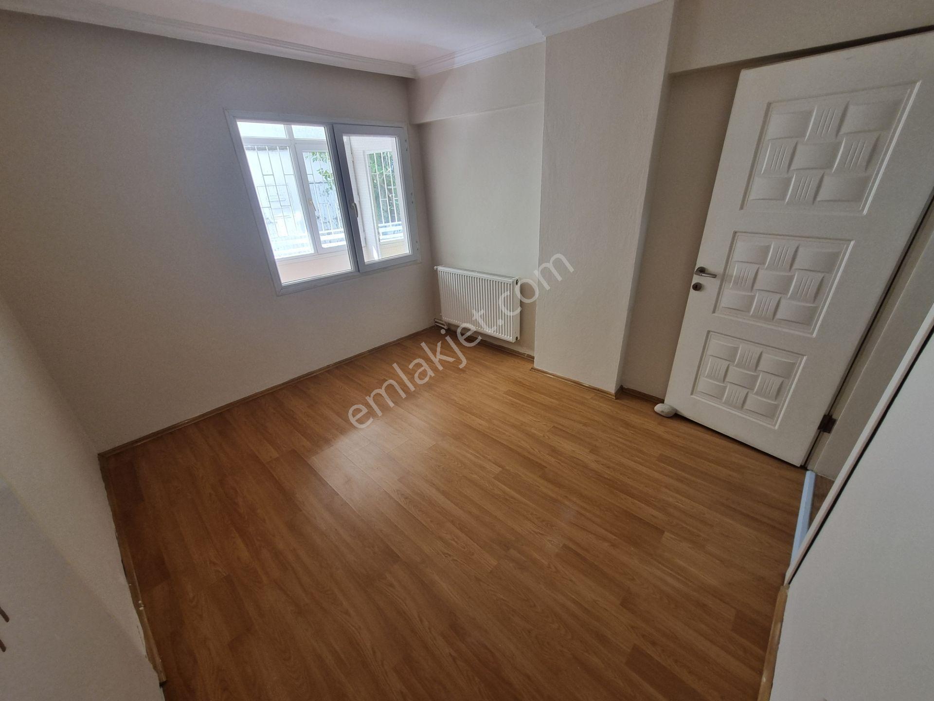 Bostanlı Hüseyin Yurttaş Sokağı'nda Bakımlı Kiralık 2+1 Daire - Görsel 18