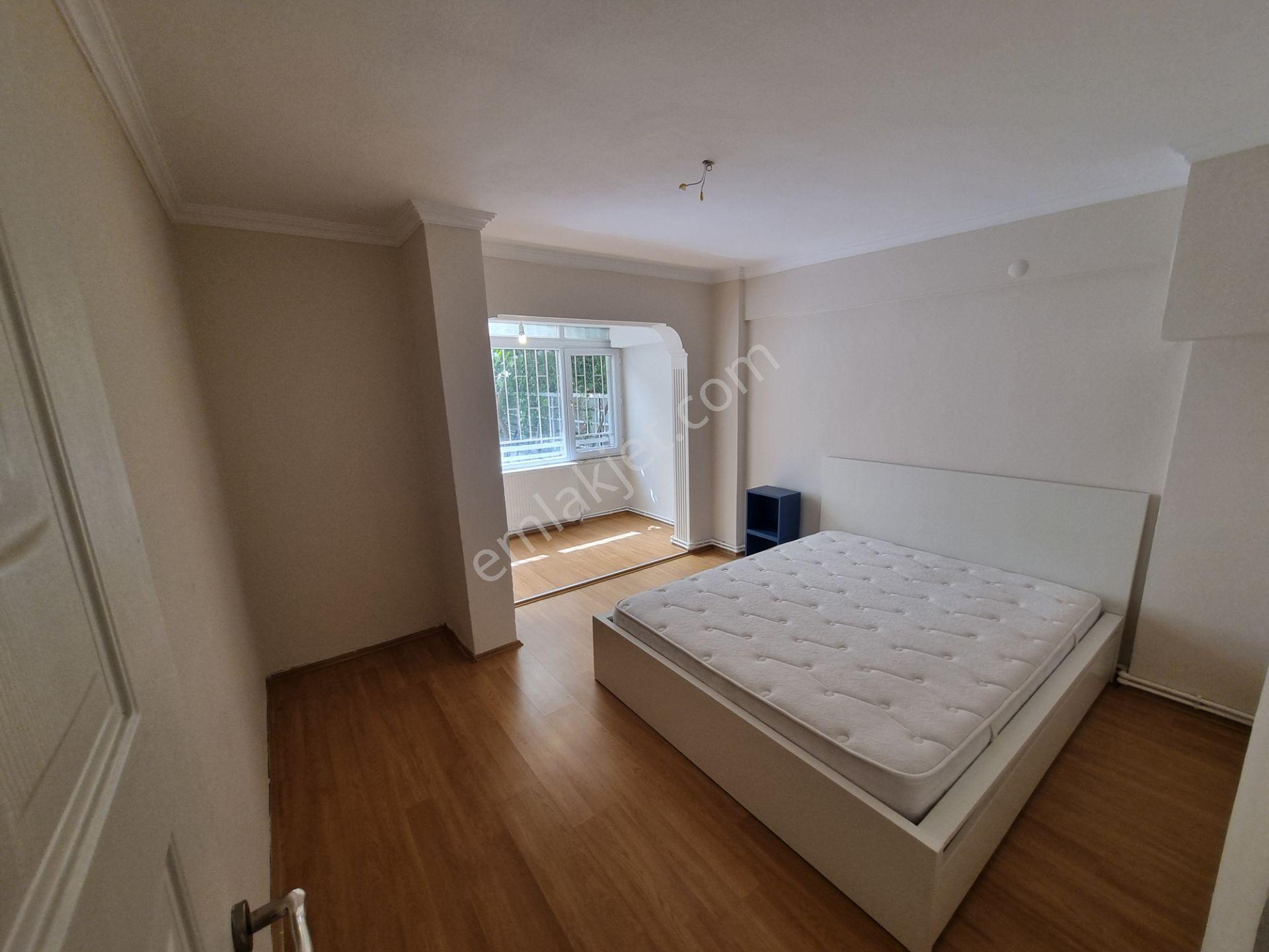 Bostanlı Hüseyin Yurttaş Sokağı'nda Bakımlı Kiralık 2+1 Daire - Görsel 22