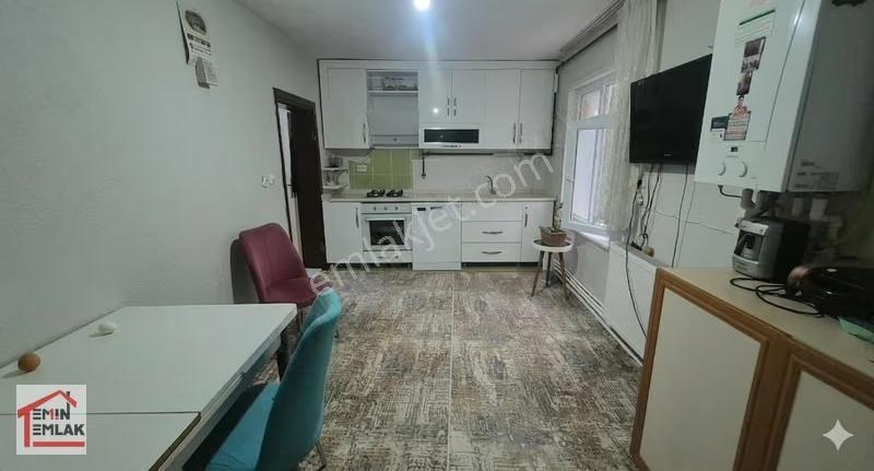 Emin Emlak Satıyor... Mümine Hatun Mah. 2+1 Satılık Fırsat Daire