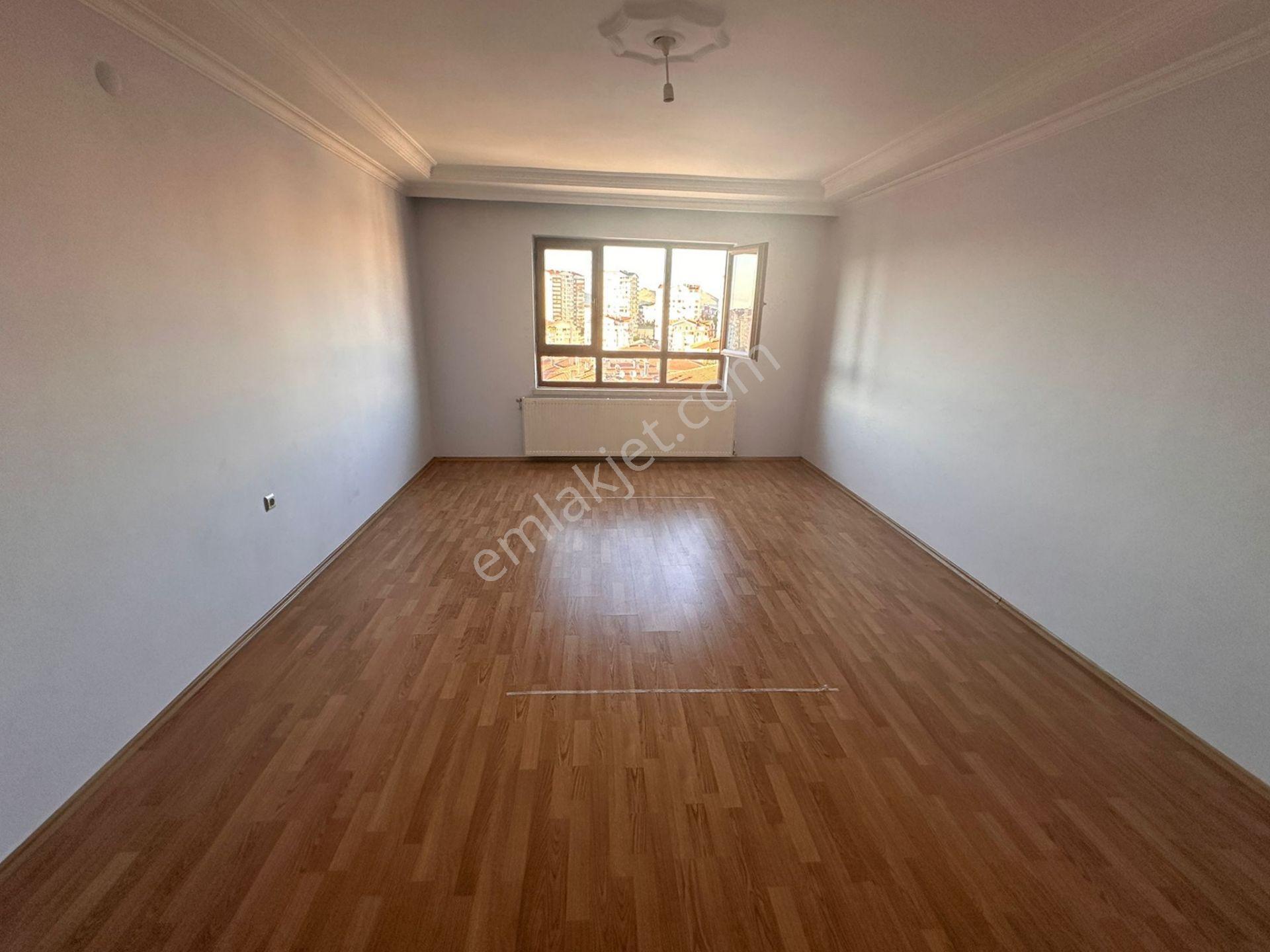 Natoyolu Cadde Üzeri Avm Yakını 3+1 6.katta 125m2 Manzaralı Daire_!! - Görsel 7