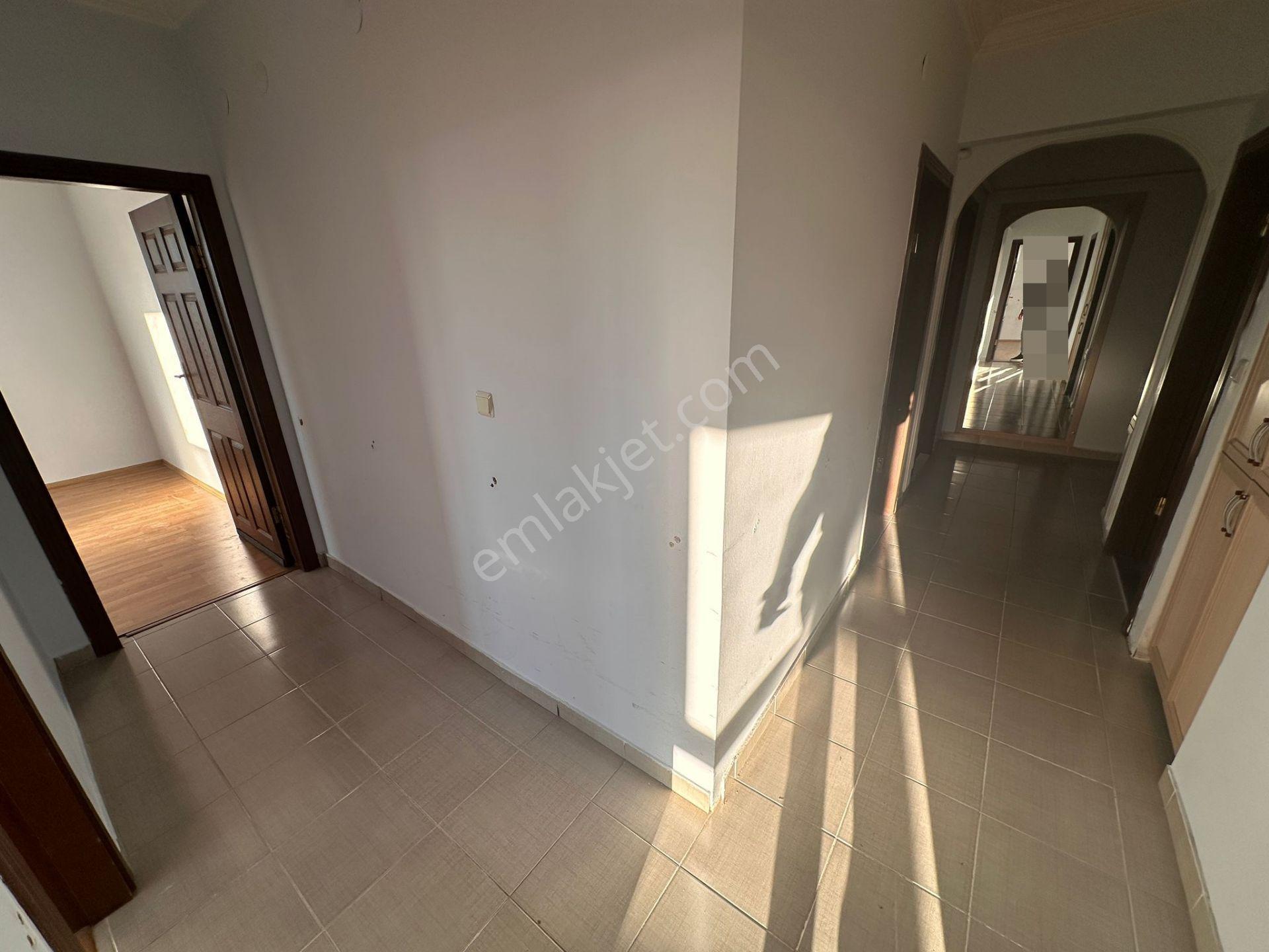 Natoyolu Cadde Üzeri Avm Yakını 3+1 6.katta 125m2 Manzaralı Daire_!! - Görsel 21