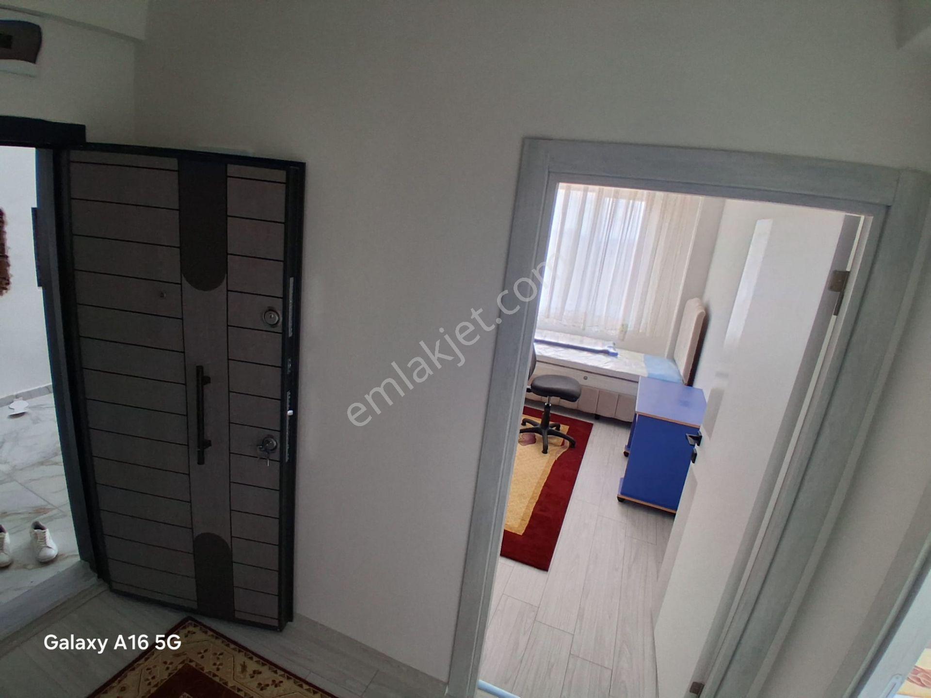 Özer Emlaktan Eşyalı Kiralık Daire - Görsel 14