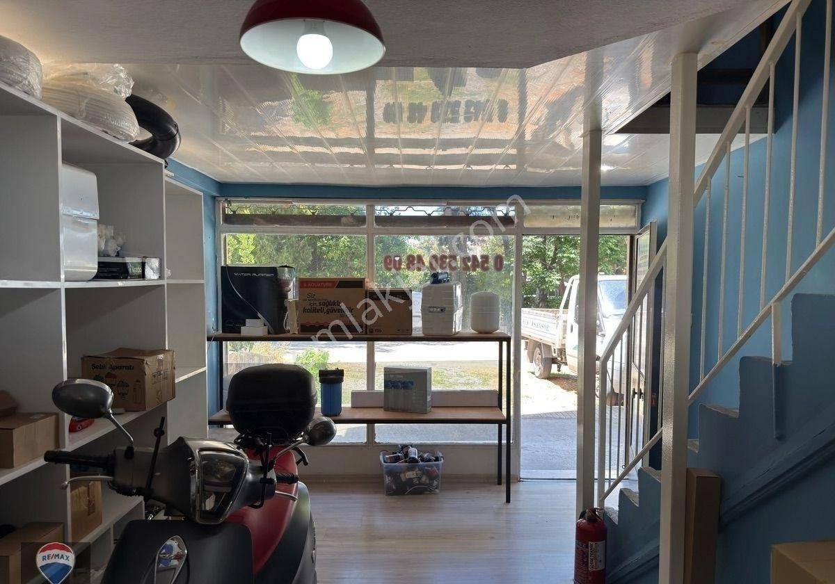 Kuşadası Garaj Arkasında Köşe Konumlu | 80 M² Asma Katlı Ticari Dükkan | İskanlı - Görsel 31