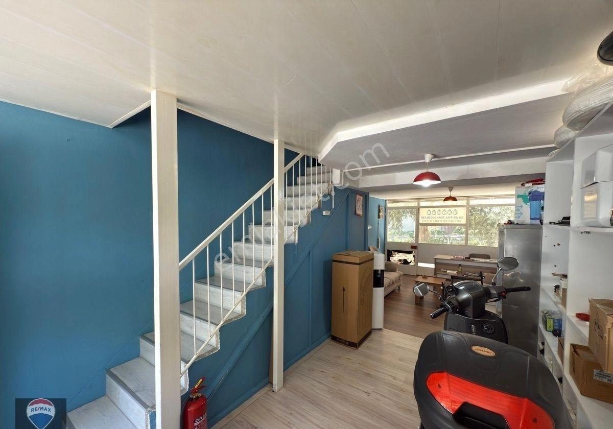 Kuşadası Garaj Arkasında Köşe Konumlu | 80 M² Asma Katlı Ticari Dükkan | İskanlı - Görsel 17
