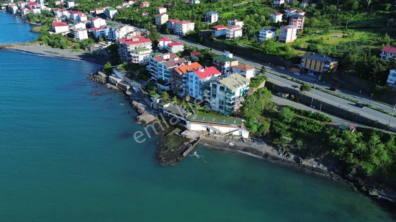 Trabzon Akçaabat'ta Satılık Eşyalı Yalı Dairesi - Görsel 2