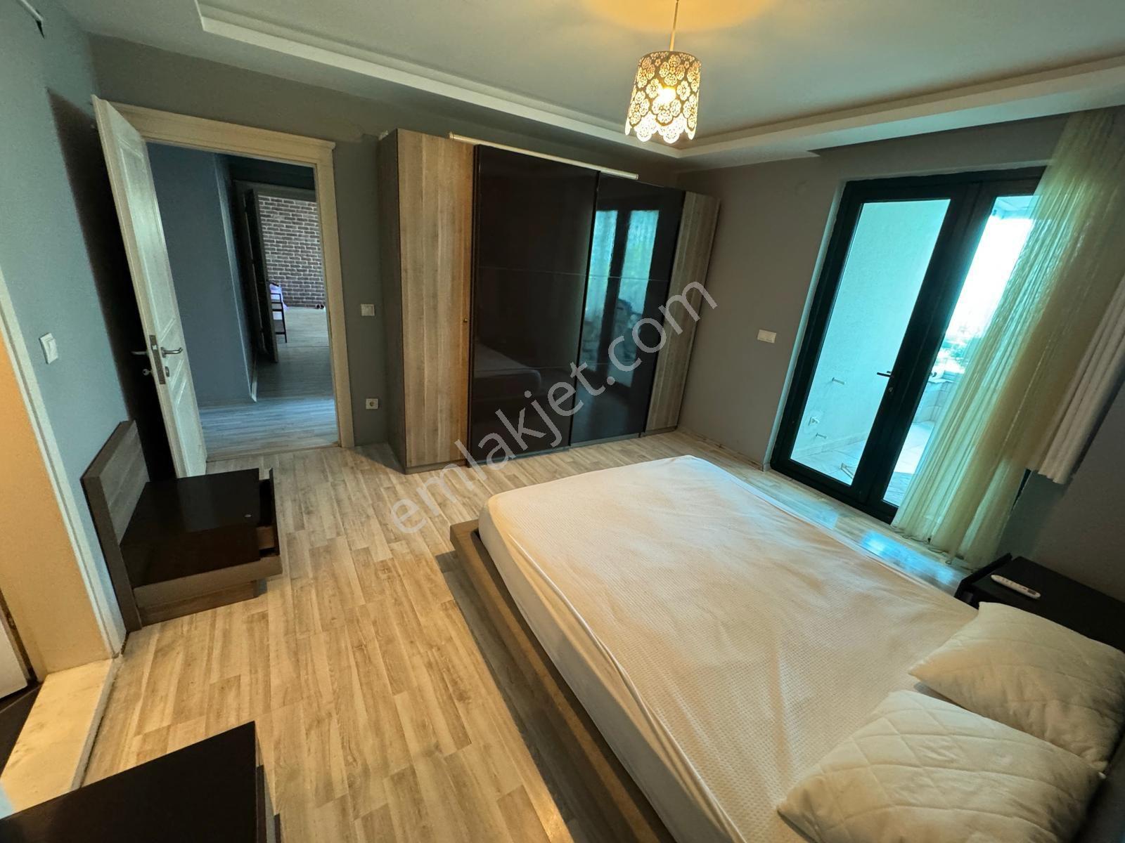 Trabzon Akçaabat'ta Satılık Eşyalı Yalı Dairesi - Görsel 15