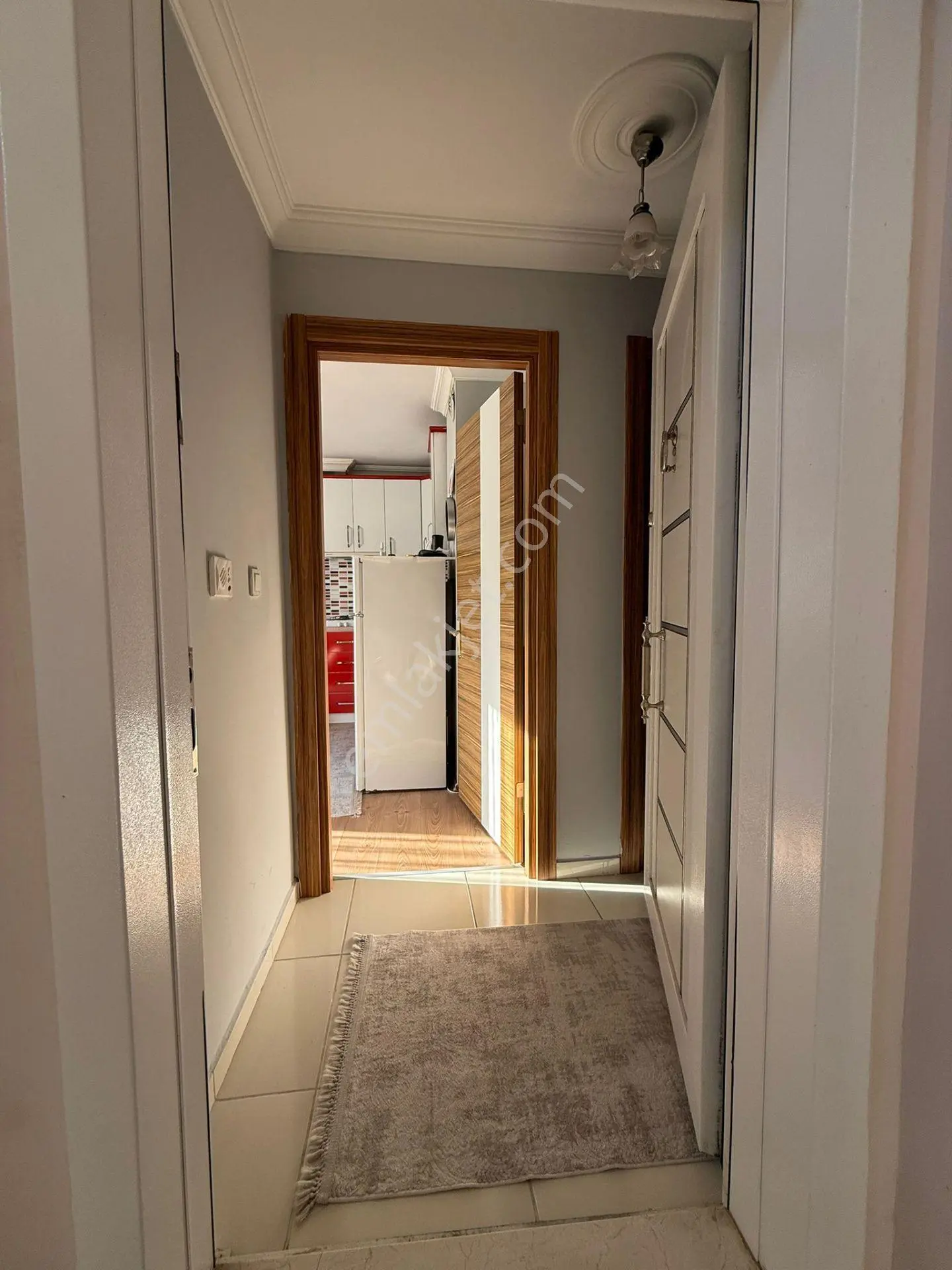 Kiralık 1+1 Full Eşyalı Kasaplar Mah. Soma Cadde Üzeri - Görsel 5