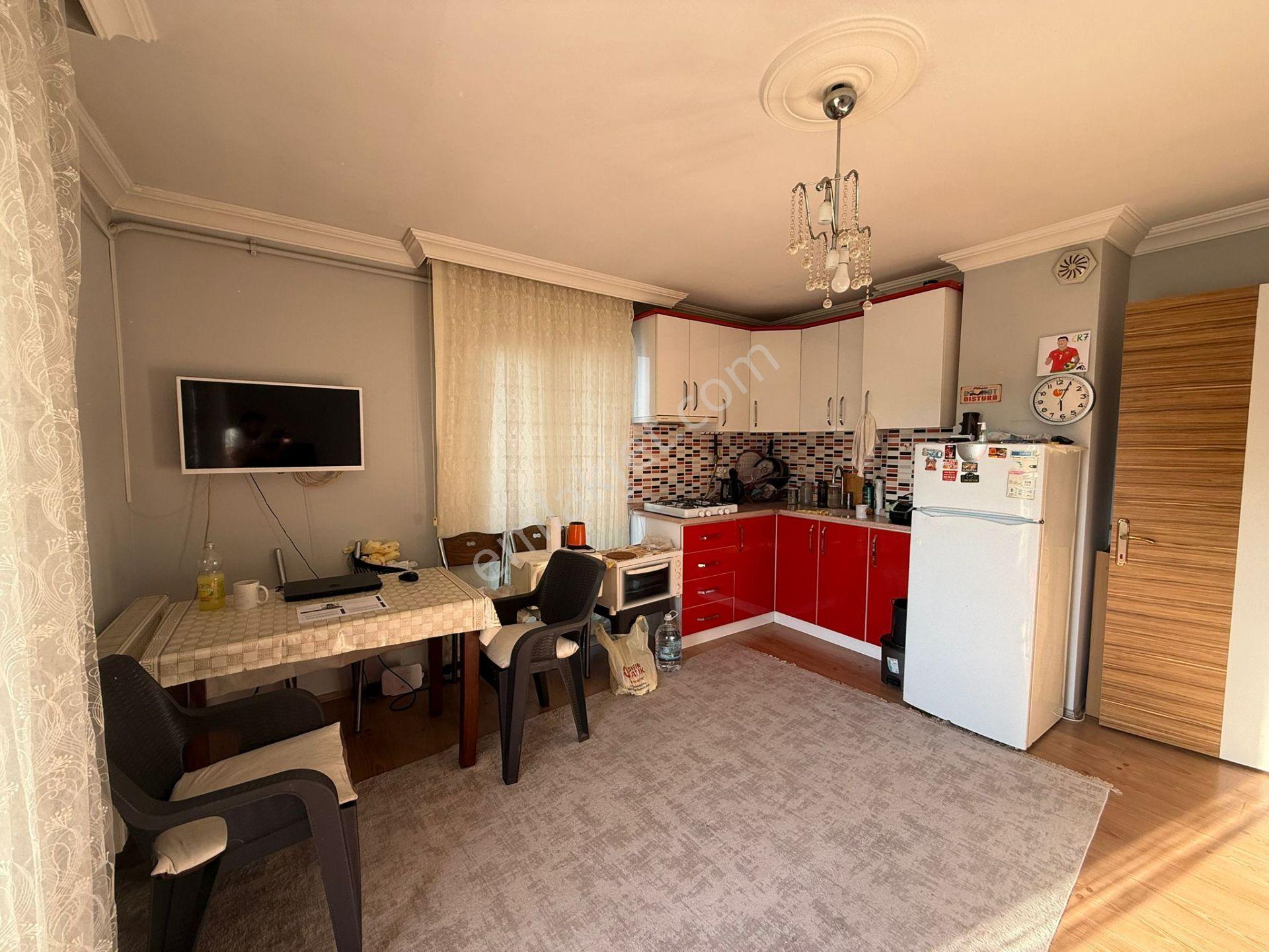 Kiralık 1+1 Full Eşyalı Kasaplar Mah. Soma Cadde Üzeri - Görsel 8