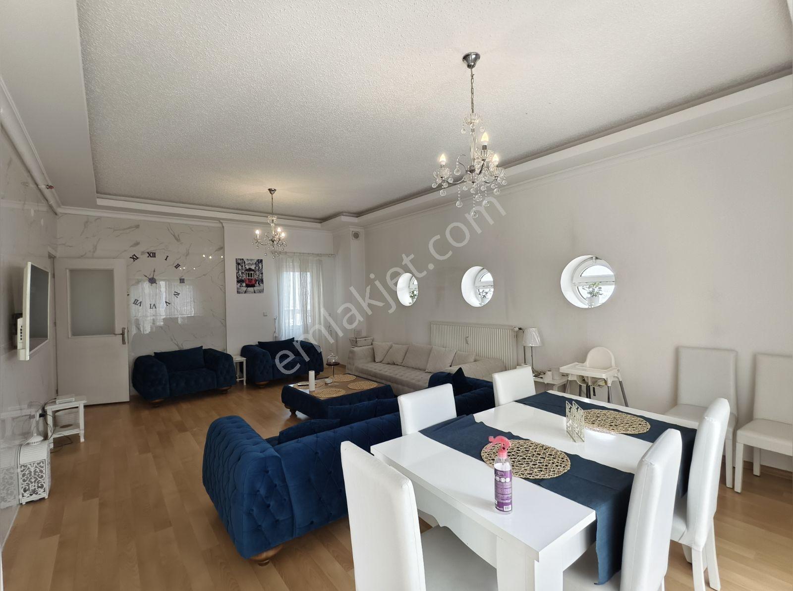Şehrin Kalbinde, Full Eşyalı 3,5+1 Full Manzaralı 181 Metrekare - Görsel 7