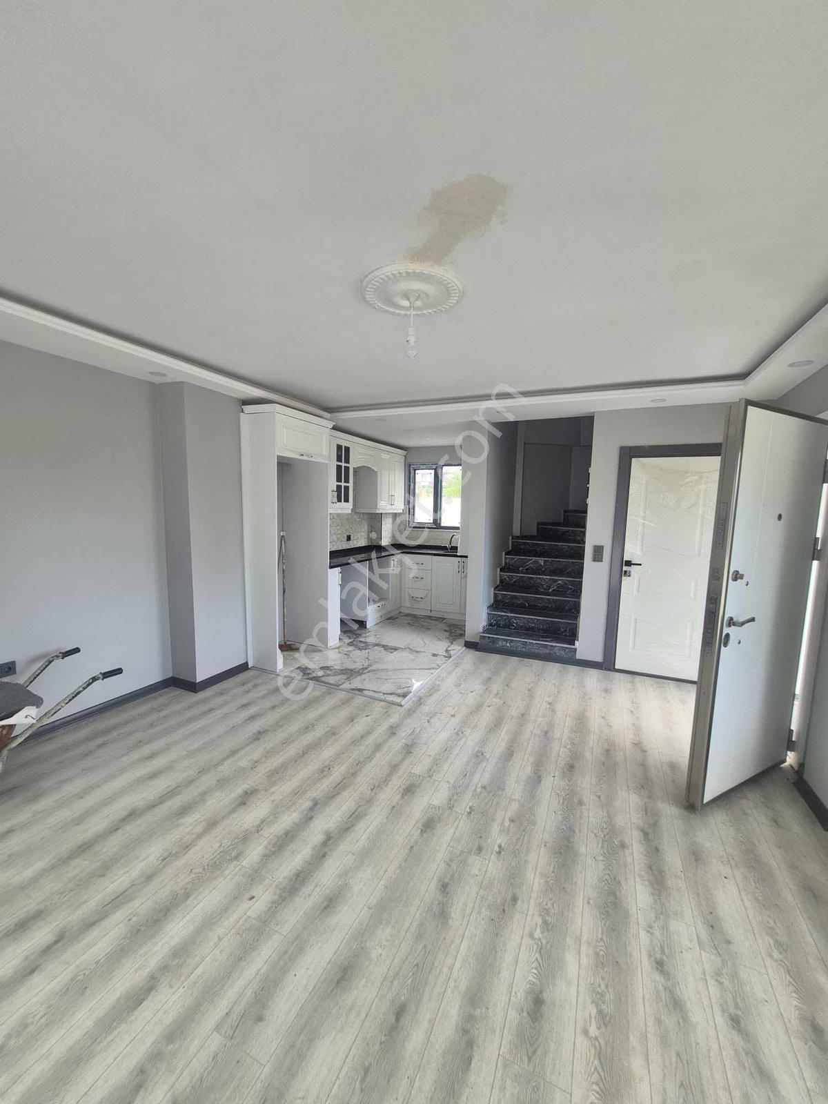 Tekirdağ'da Denize 750 M Araç Takasına Uygun Sıfır Yazlık Villa - Görsel 2
