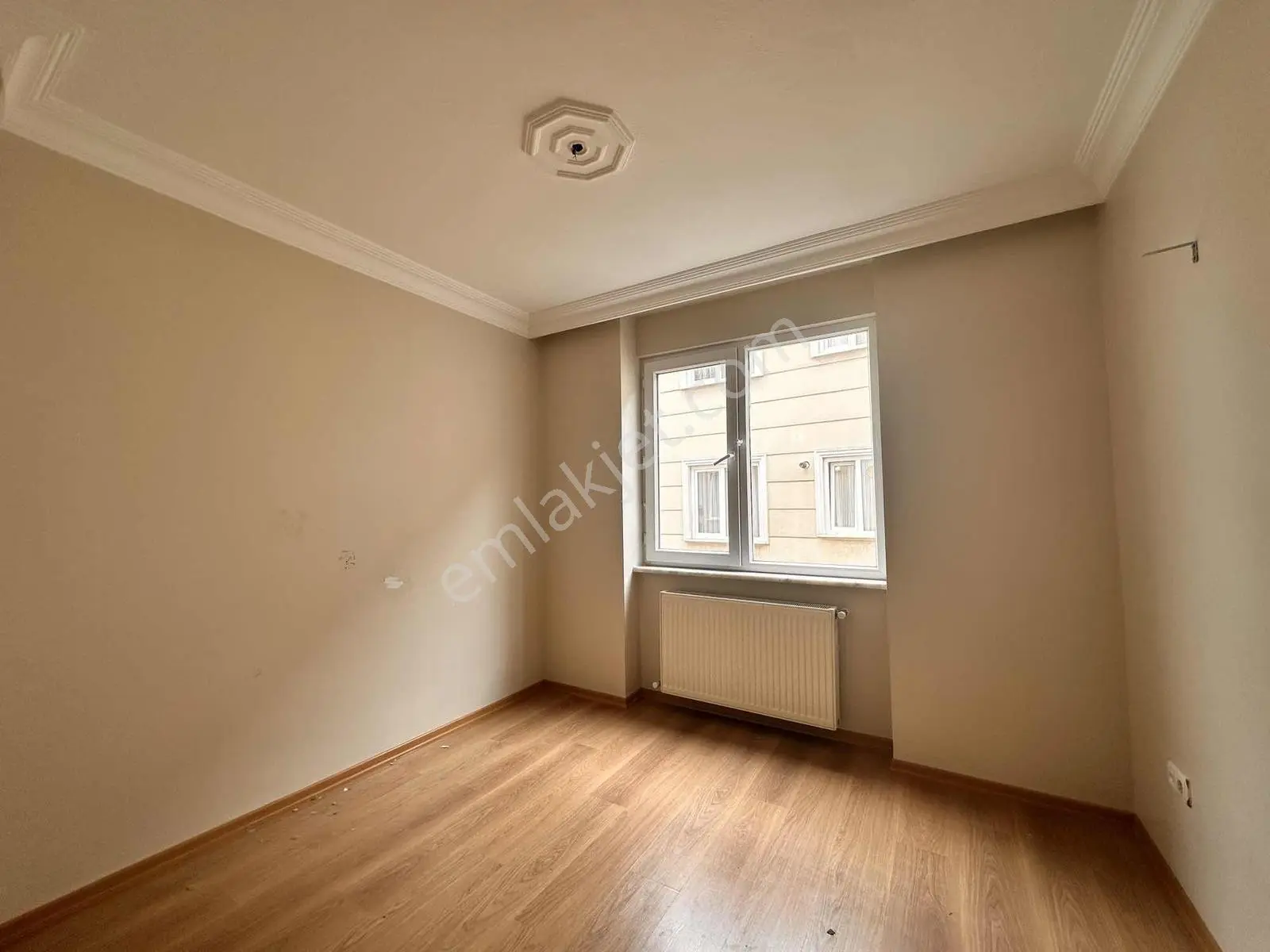 İstiklal Mah. Kiralık 2+1 Ara Kat Daire 42.000 Tl - Görsel 4