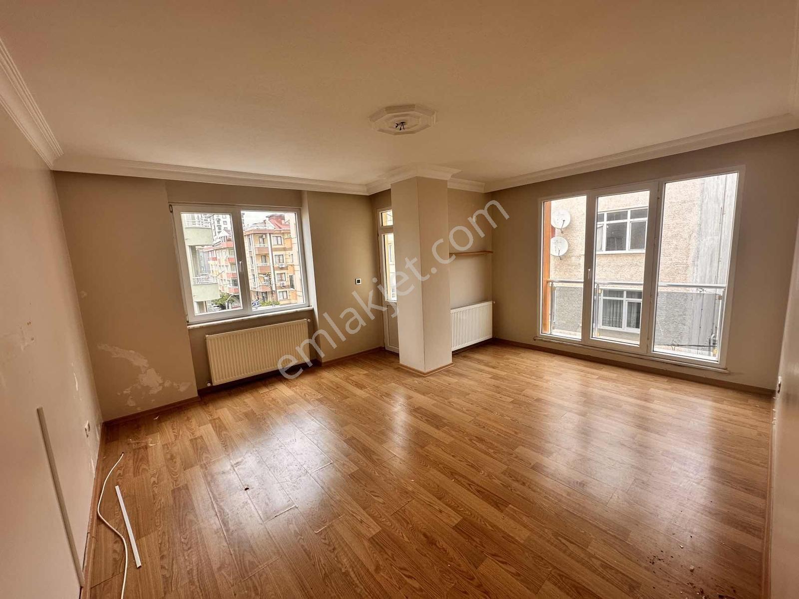 İstiklal Mah. Kiralık 2+1 Ara Kat Daire 42.000 Tl