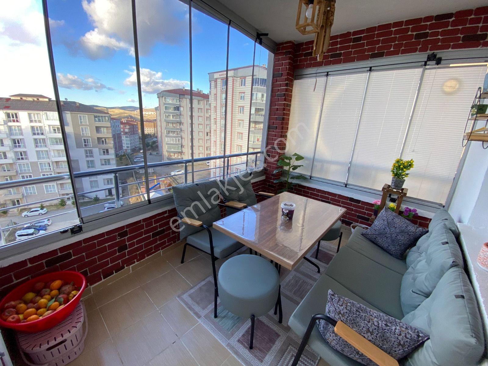 3+1 Cephesi Açık İçi Yapılı Daire İsteyenlere --- Burcu Emlak - Görsel 25
