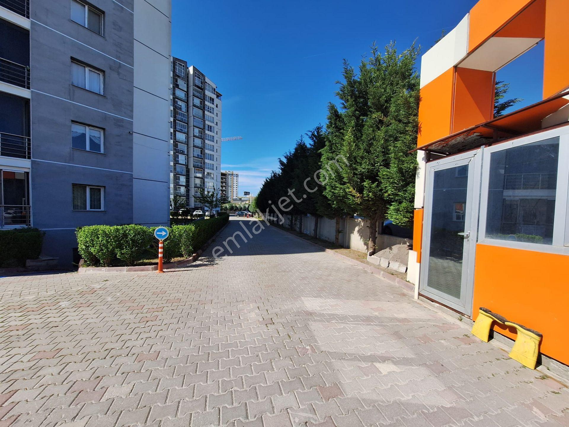 Ata Mahallesi Eşyalı Kiralık Boş Teraslı Manzaralı Dubleks 4+1 - Görsel 2