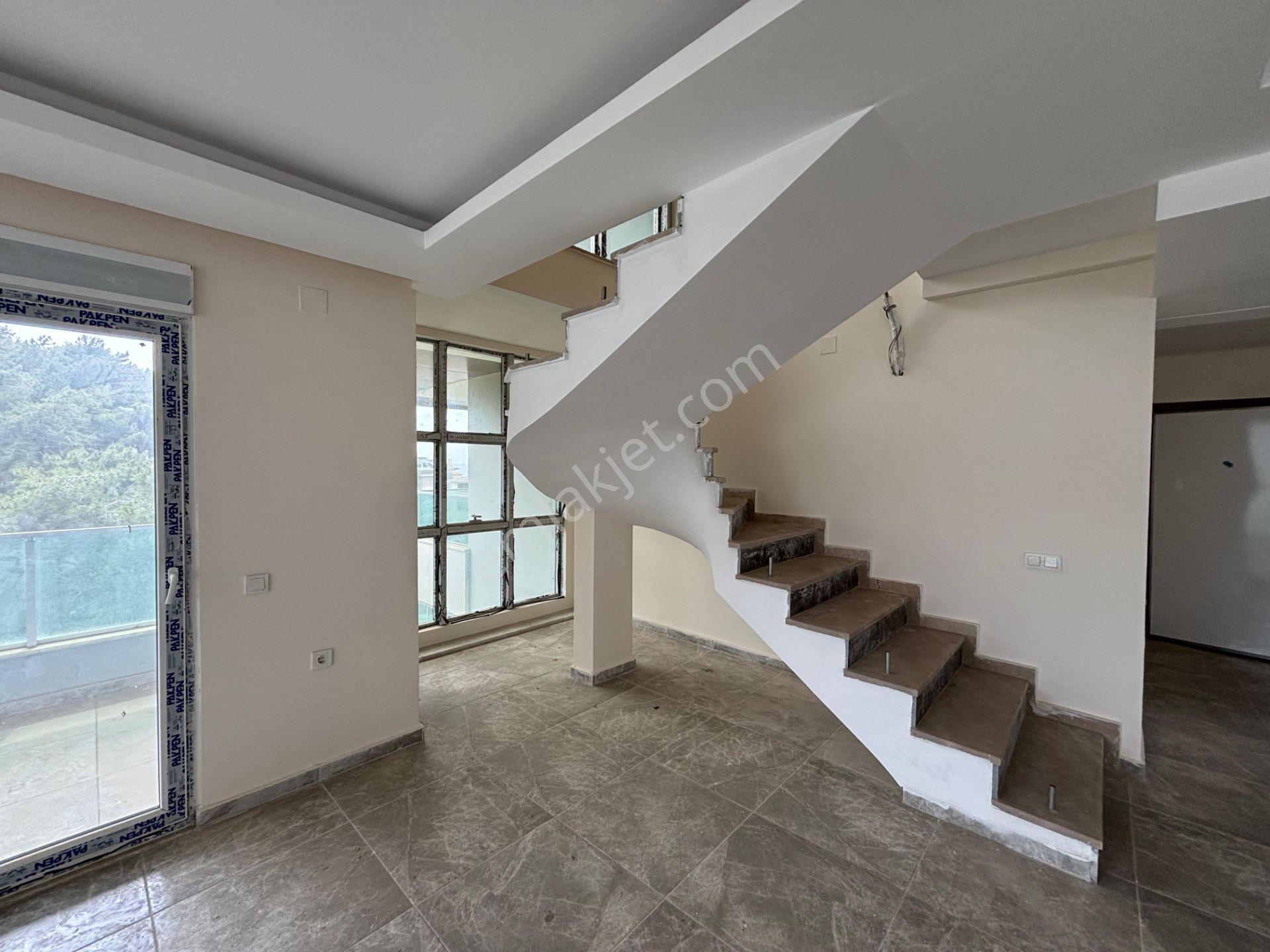 Alanya Kargıcak Secret Paradıse Sitesinde Kiralık Deniz Manzaralı 4+1 Ayrı Mutfak Dubleks Daire - Görsel 3